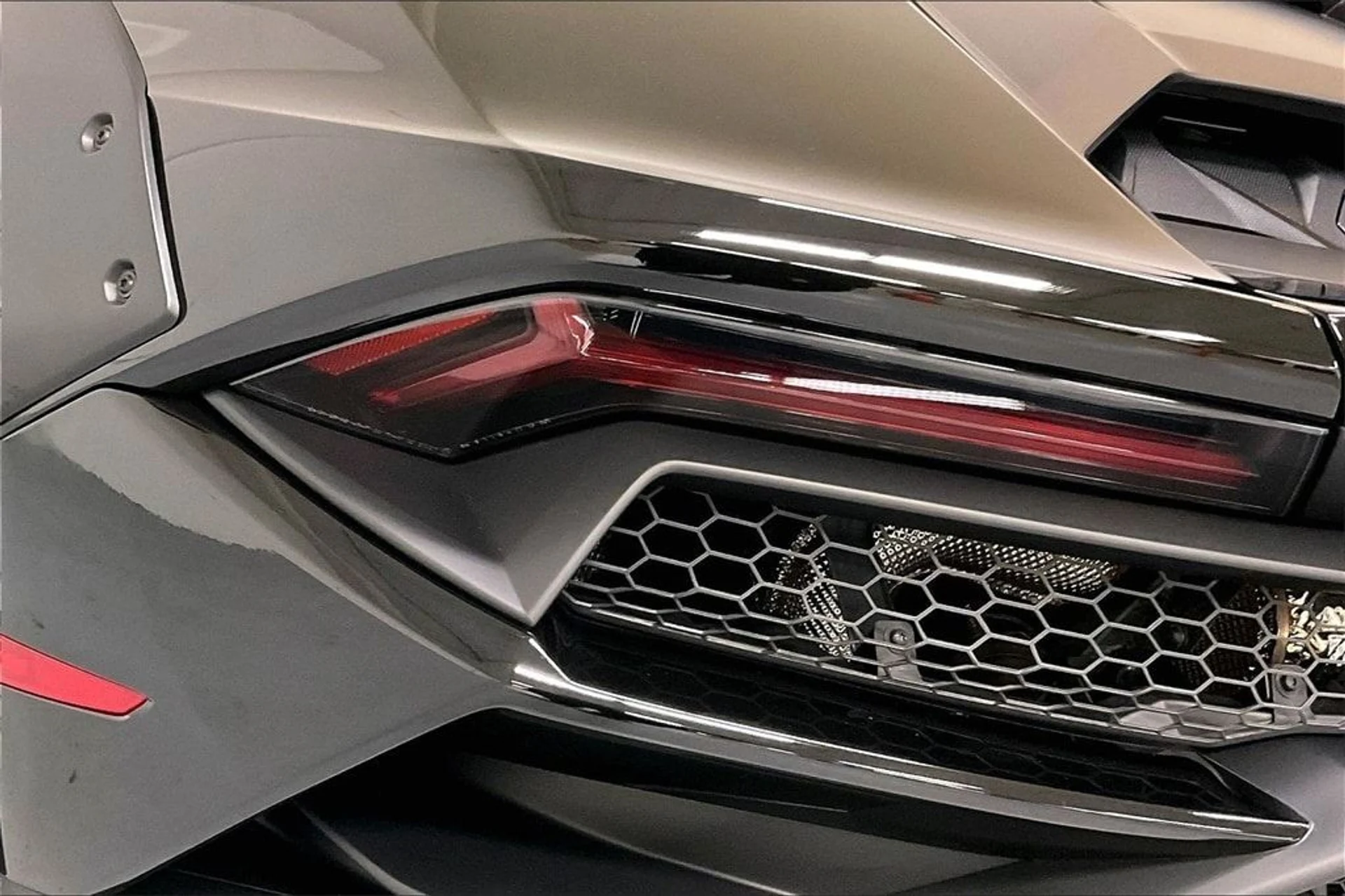 mph029_293566167_a79bd8e990b6dcbeb1f2494de4459a9ax_b054c31e18