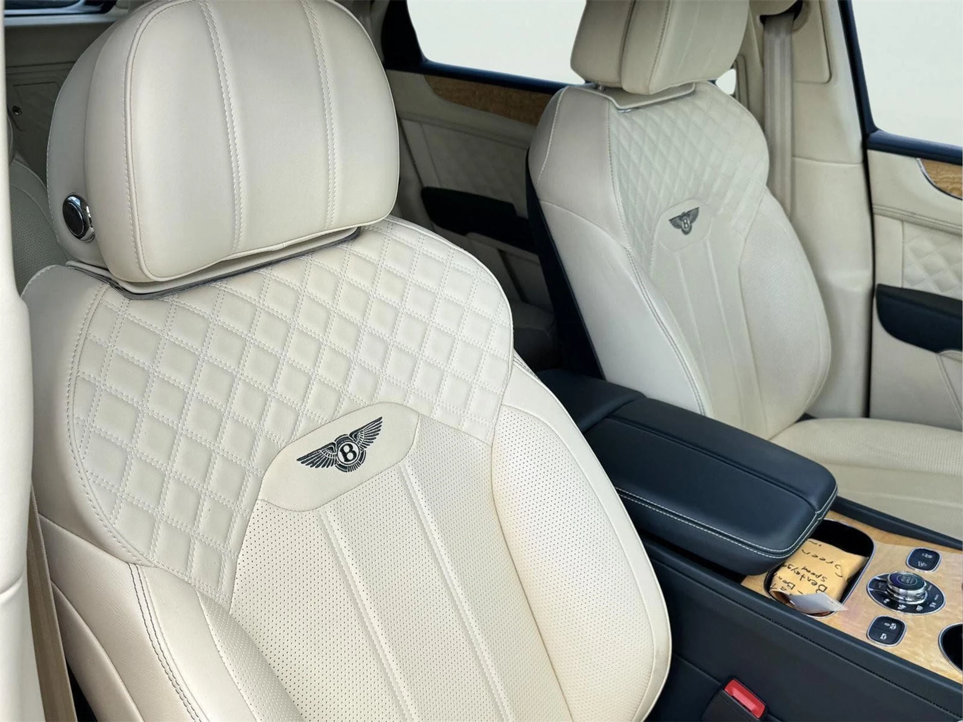 mph029_2937126421_43e1d7d5b0d68258ed8e7e4c394c4988_18944deaf6