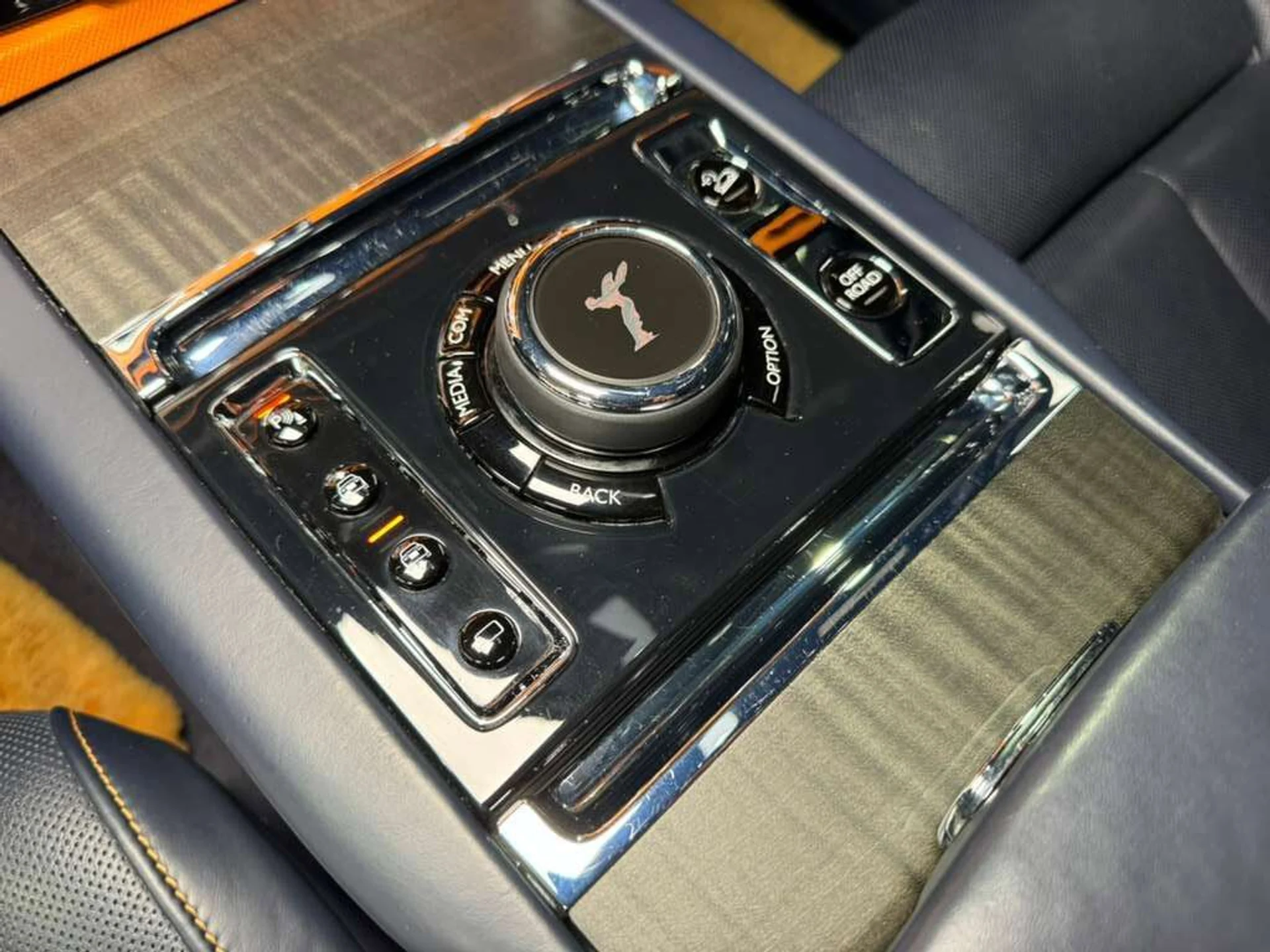 mph029_2947806039_9814f8ff07b0bcc6cb2049942f1756ee_c5f80fd2cb