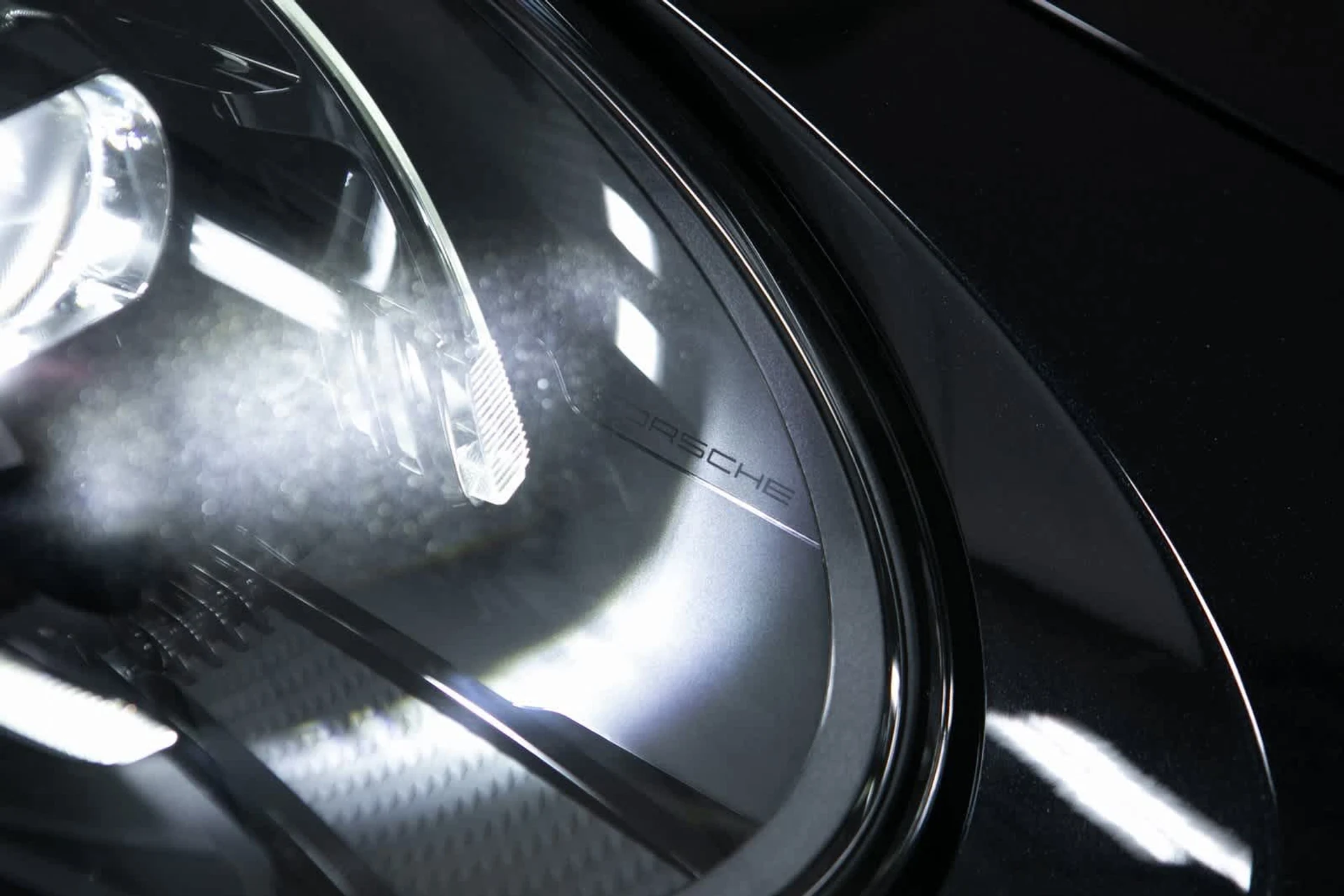 mph029_2948905586_b197ee94dda0885c39957ed382e9147ex_0c82dc4572