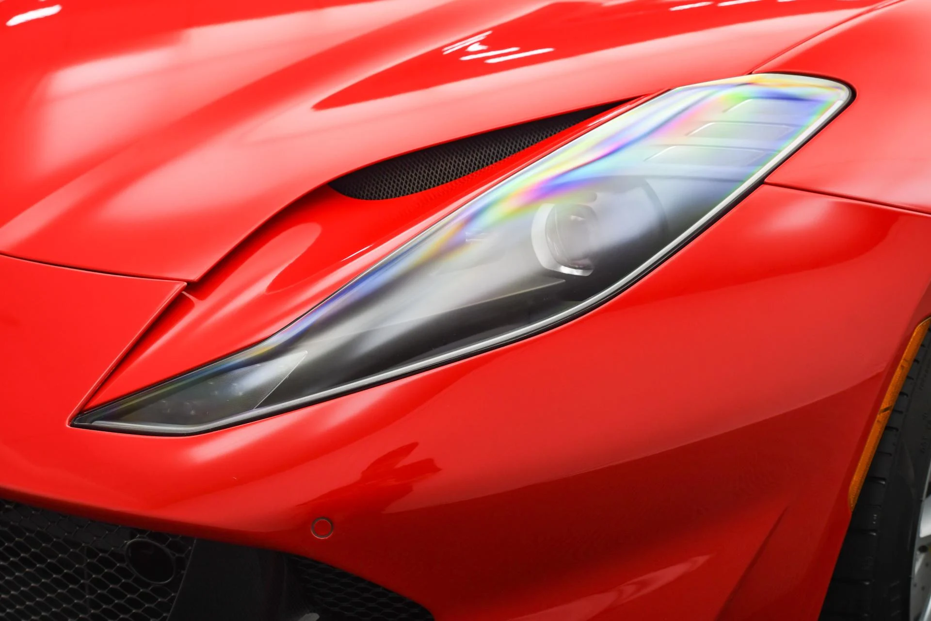 mph029_2949613006_Used_2021_Ferrari_812_GTS_1753257419_c796787399