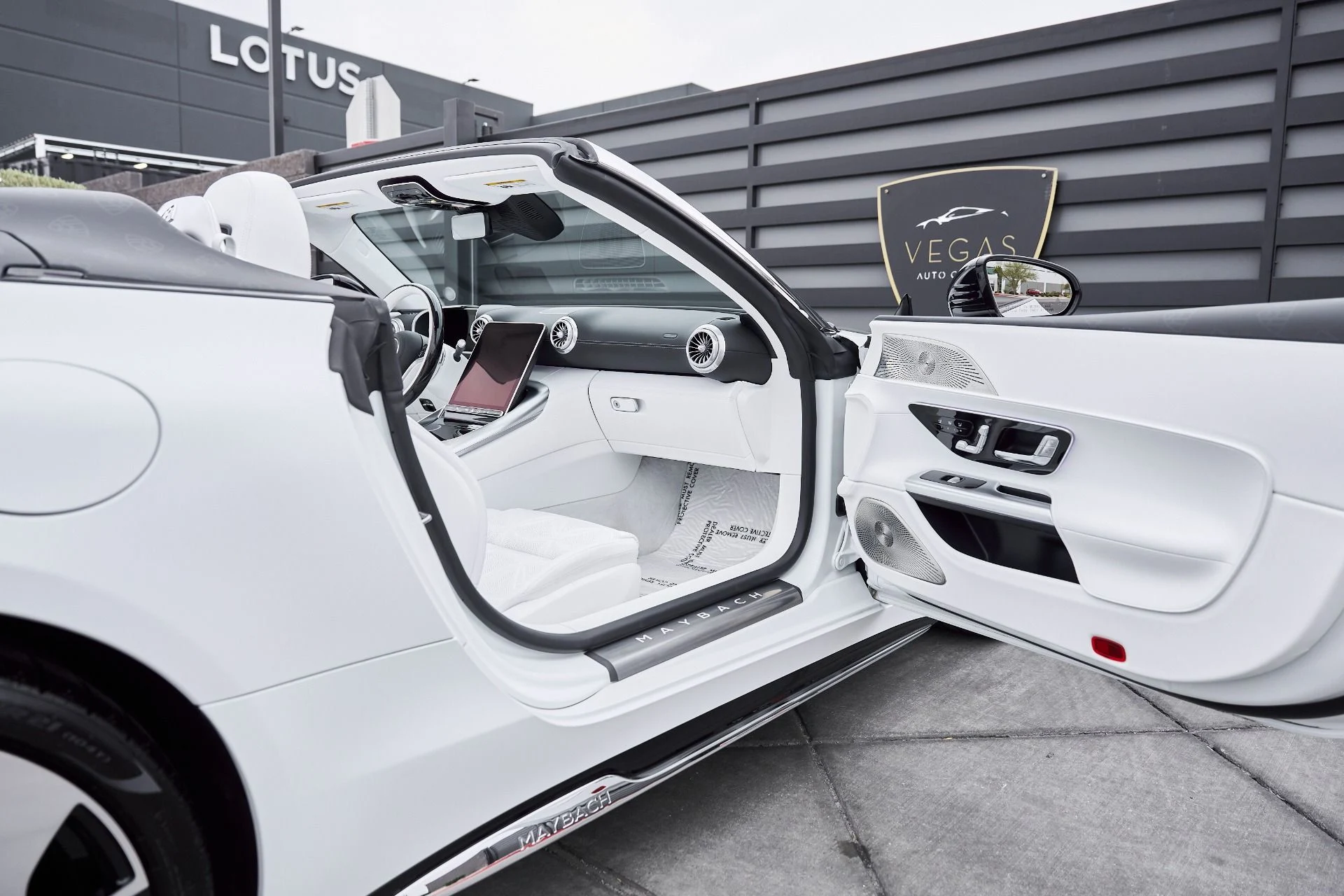 mph029_2950329832_Used_2026_Mercedes_Benz_SL_Class_Maybach_SL_680_1767218104_d1fe736491