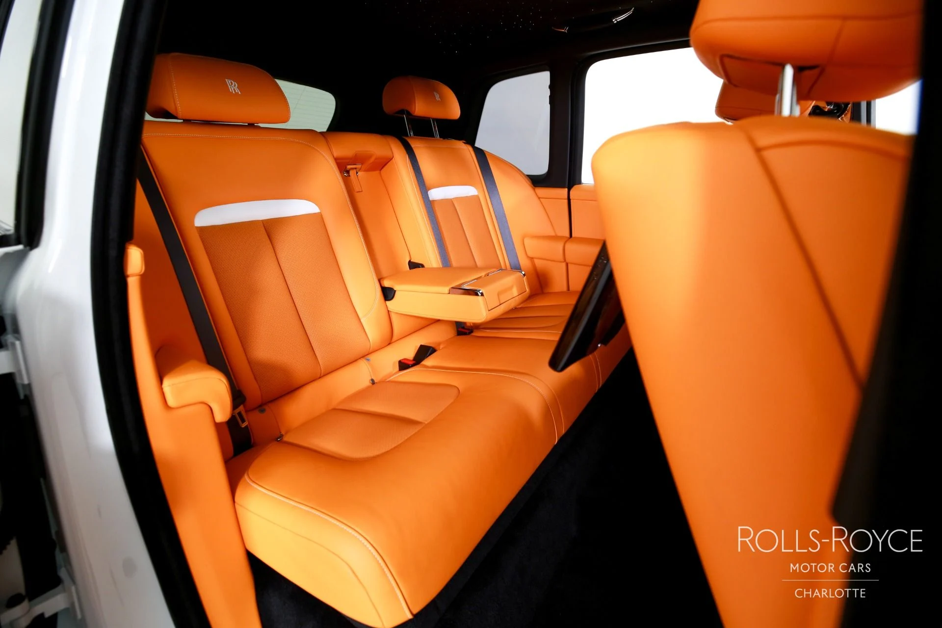 mph029_2952493077_Used_2024_Rolls_Royce_Cullinan_1751554186_f55319624a