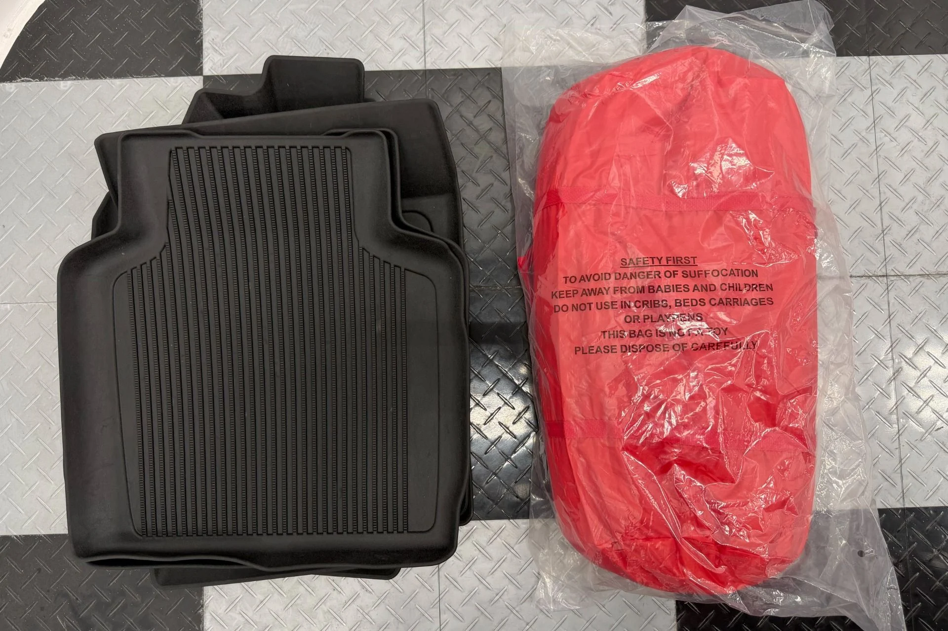 mph029_2953379717_Used_2026_Ferrari_Purosangue_4_Layer_Paint_Color_Panoramic_Roof_Diamond_Turned_Wheels_1785529371_66e8481996