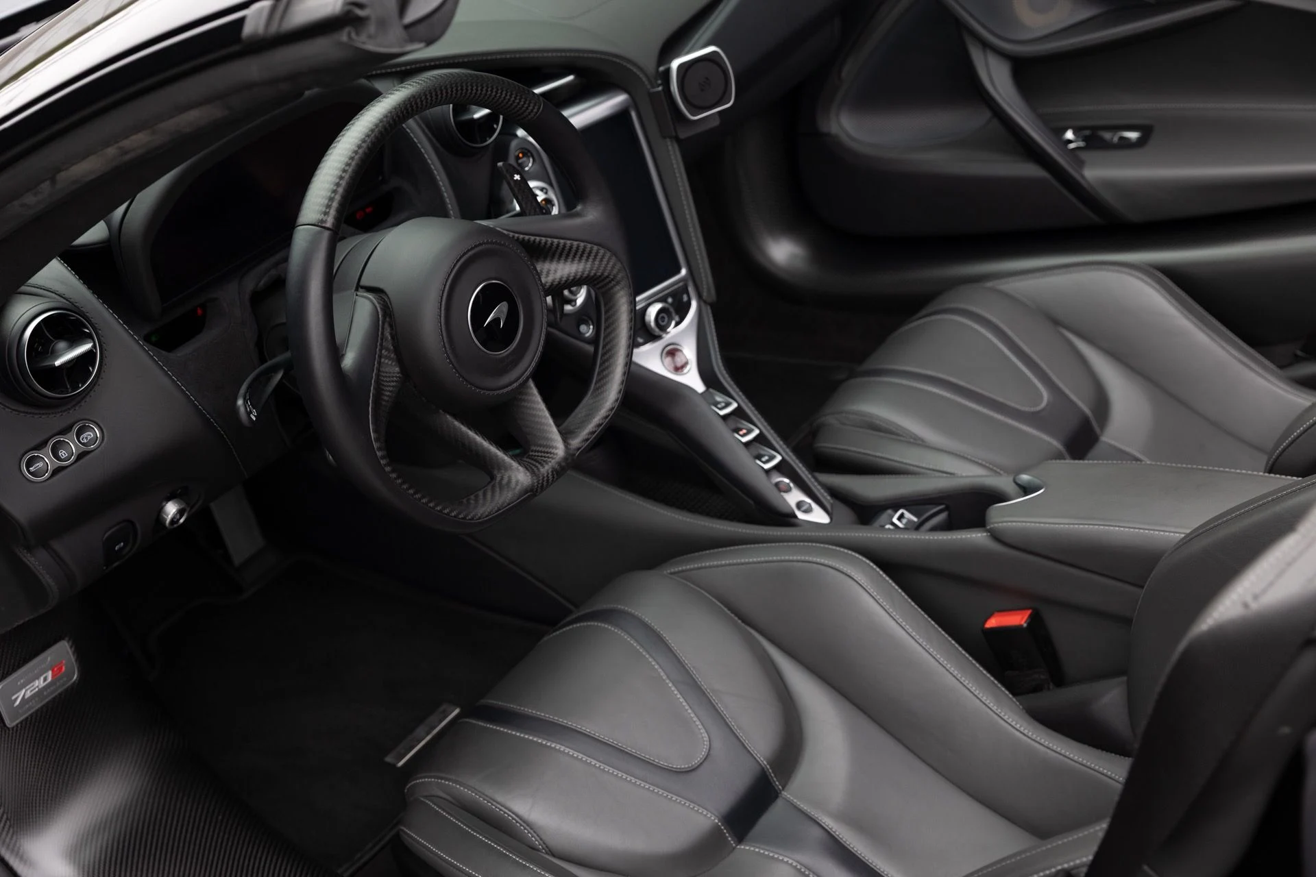 mph029_2960686443_Used_2020_Mc_Laren_720_S_Spider_Luxury_1748047983_4473de01dd