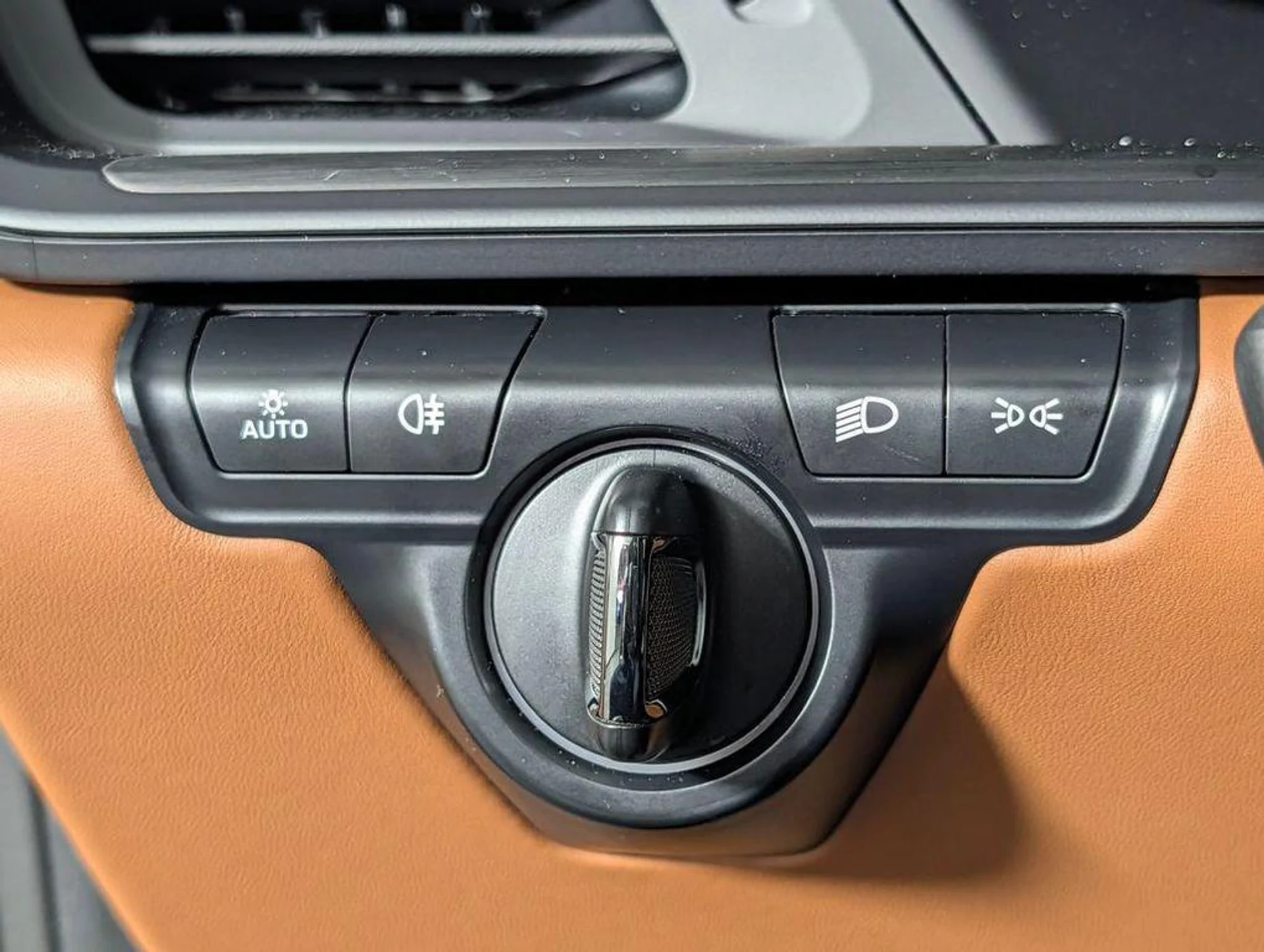 mph029_2970451268_LF_Hrn_Gygr_TP_8pzr_JZJ_Nhe_Ts1dc_b33f211077