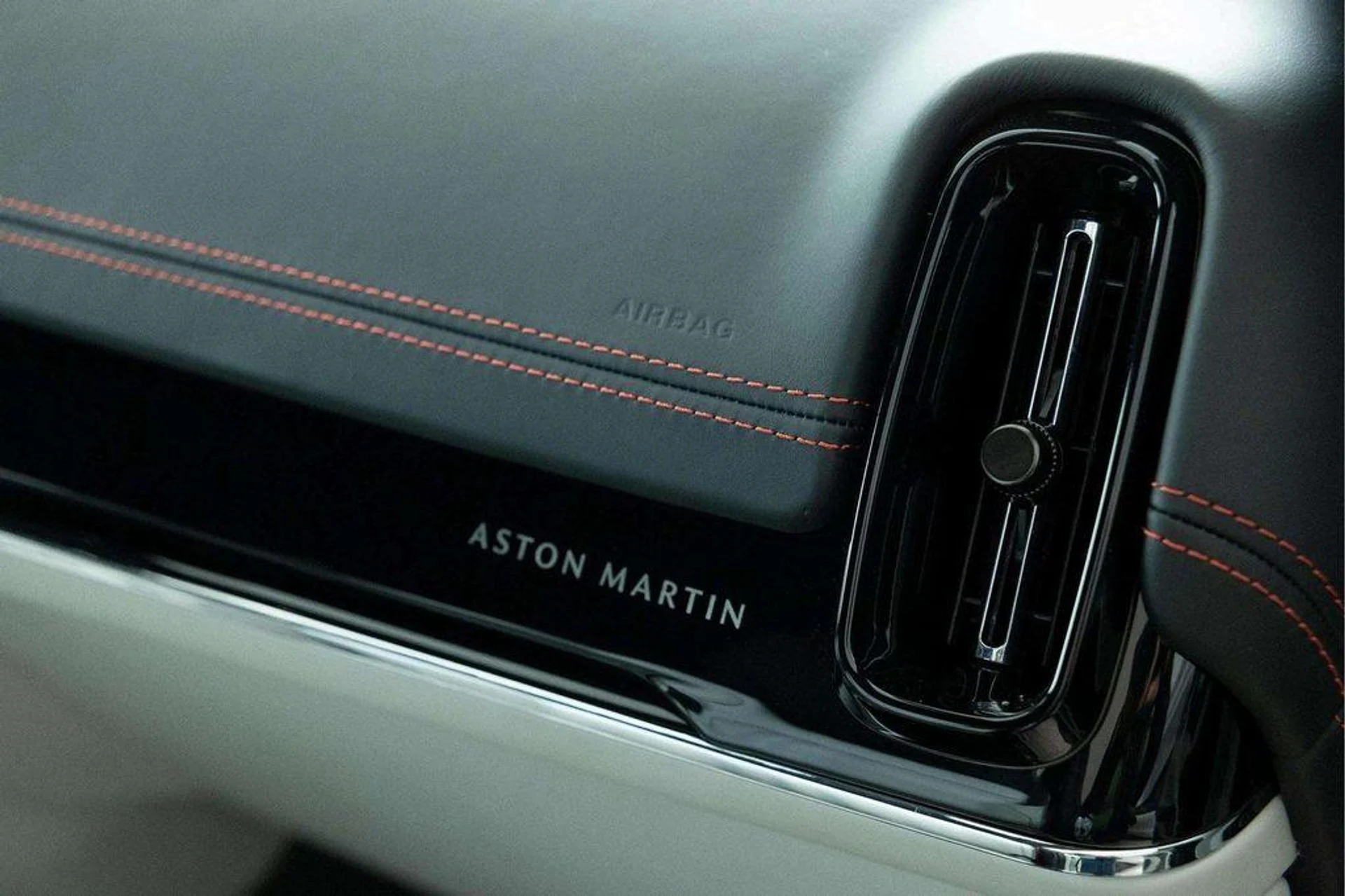 mph029_2973169497_C2c_KI_Sz_J_Mud7j_RLPD_0o2gq_QM_693737d1e9