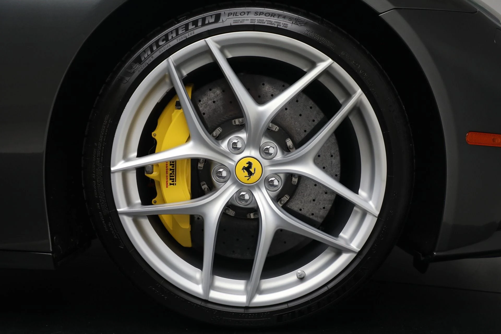 mph029_2975481474_Used_2014_Ferrari_F12berlinetta_ad6a81ed1c