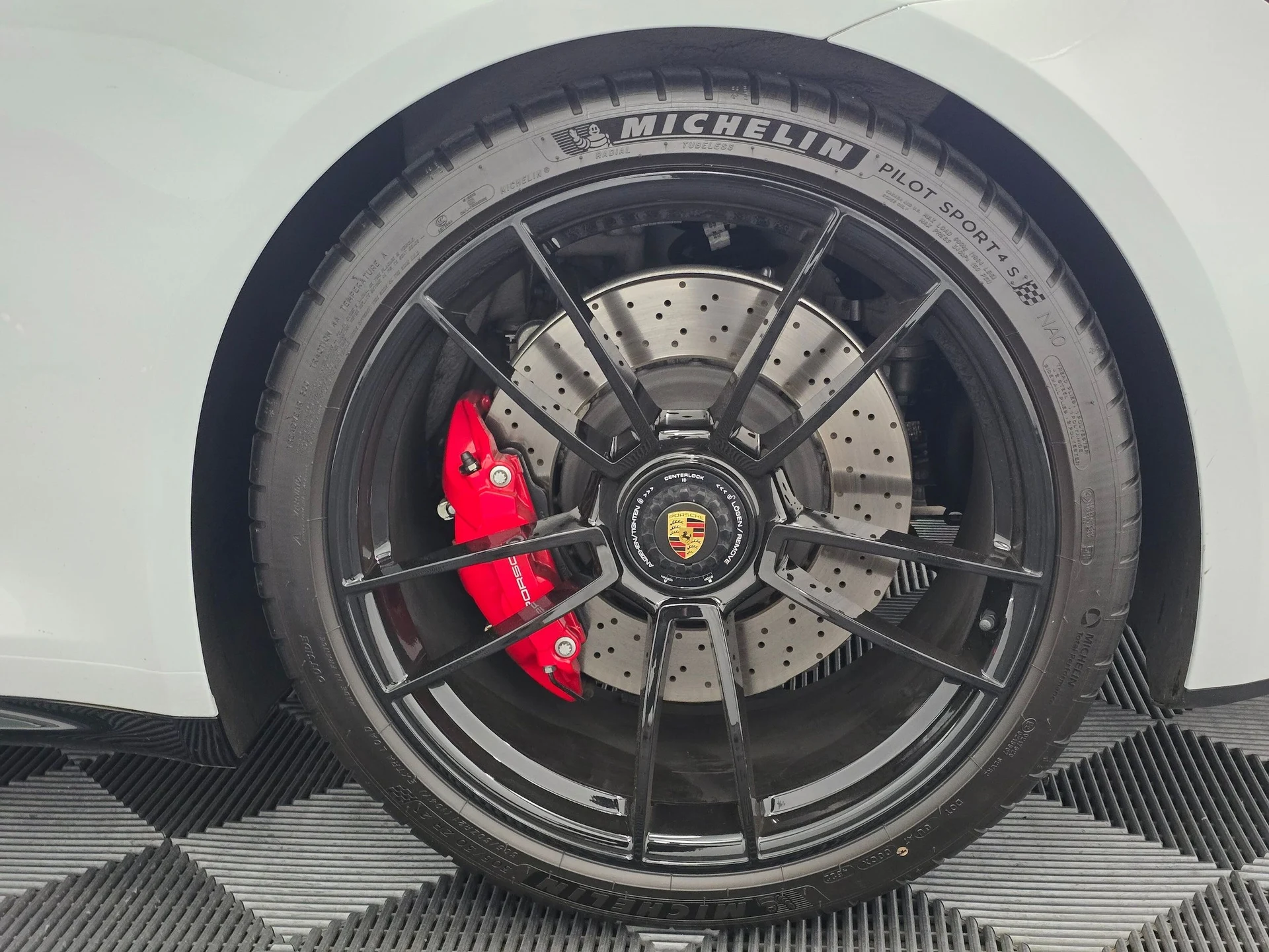 mph029_2976725556_6d3bbbeaf6dfead9fc1d9ad4d79837efx_eed98d707e