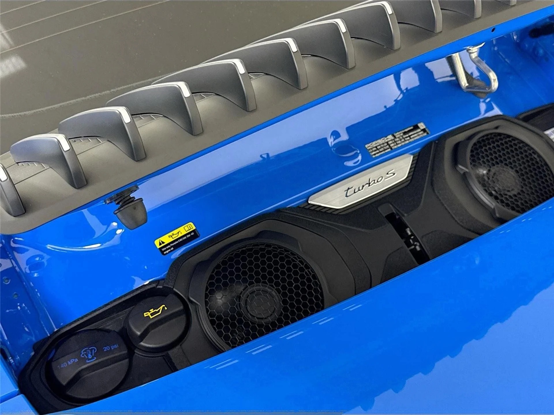 mph029_2977451051_e2c796be074ff1a8642c3a677a3599fd_bdb3bcc99c