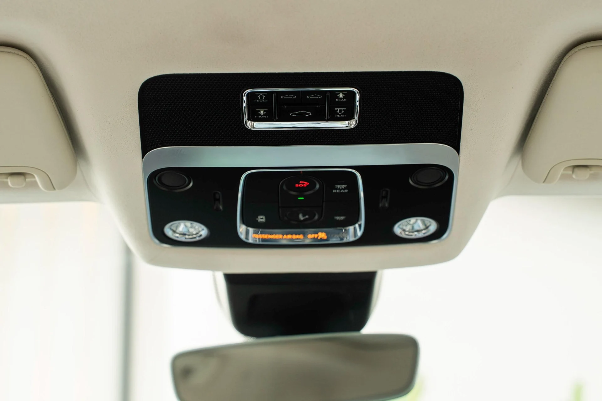 mph029_2977881387_477619931_6954c0434e73cd9f103f505f_b65440bdf0