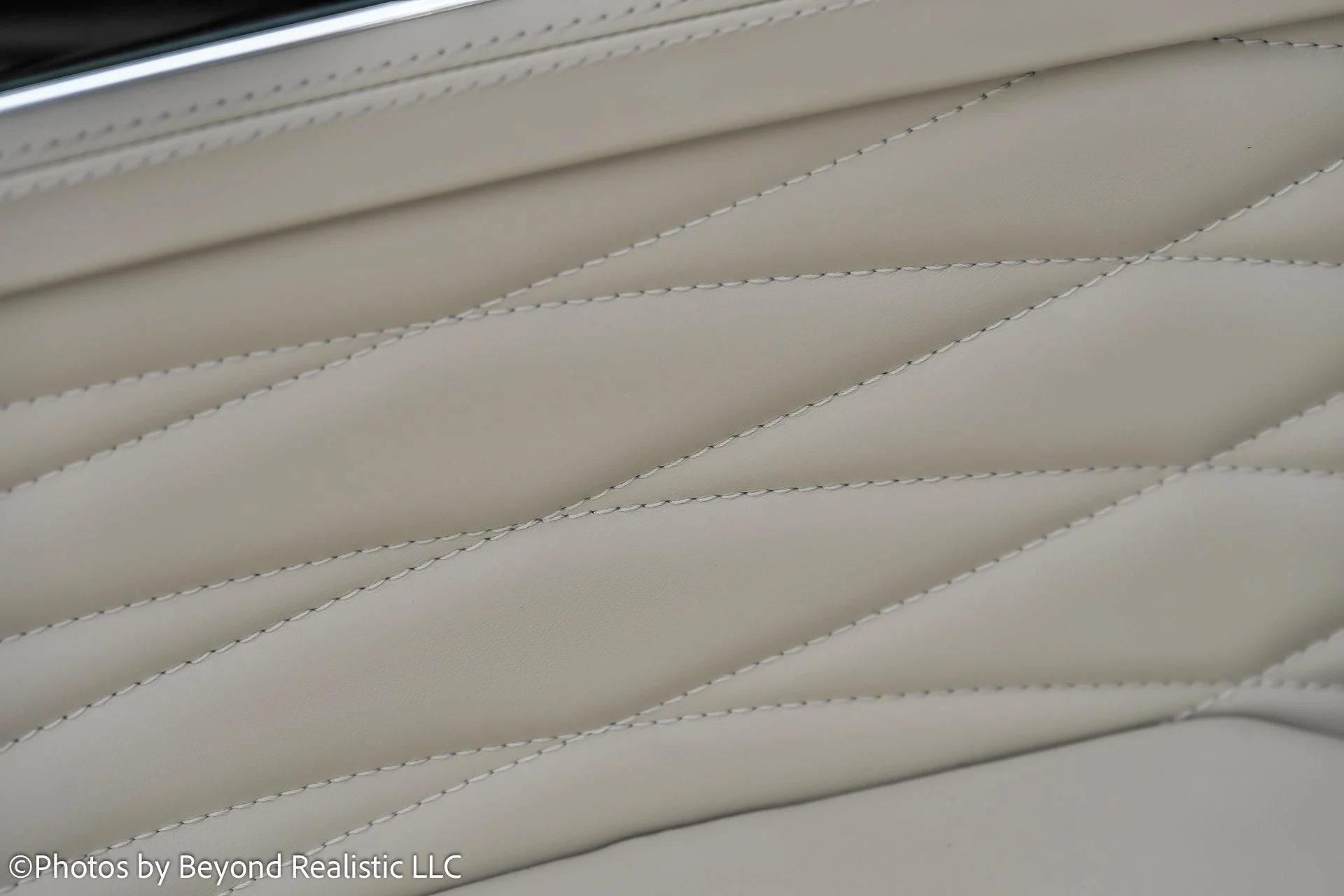 mph029_2989701810_Used_2024_Bentley_Continental_GT_Azure_Convertible_1761810984_accae58e24