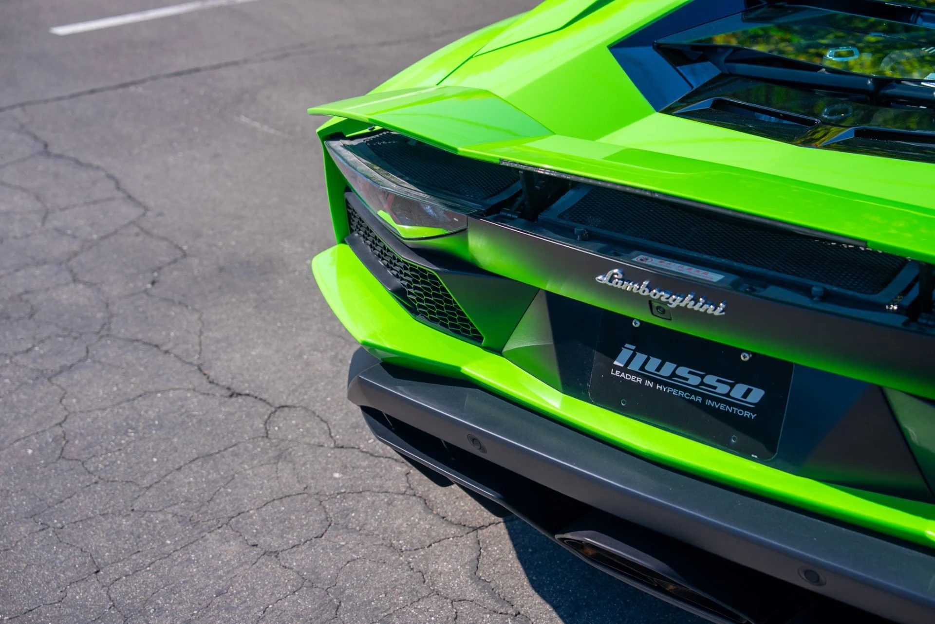mph029_2995860713_Used_2018_Lamborghini_Aventador_LP_740_4_S_1762289338_878ee8e0e3