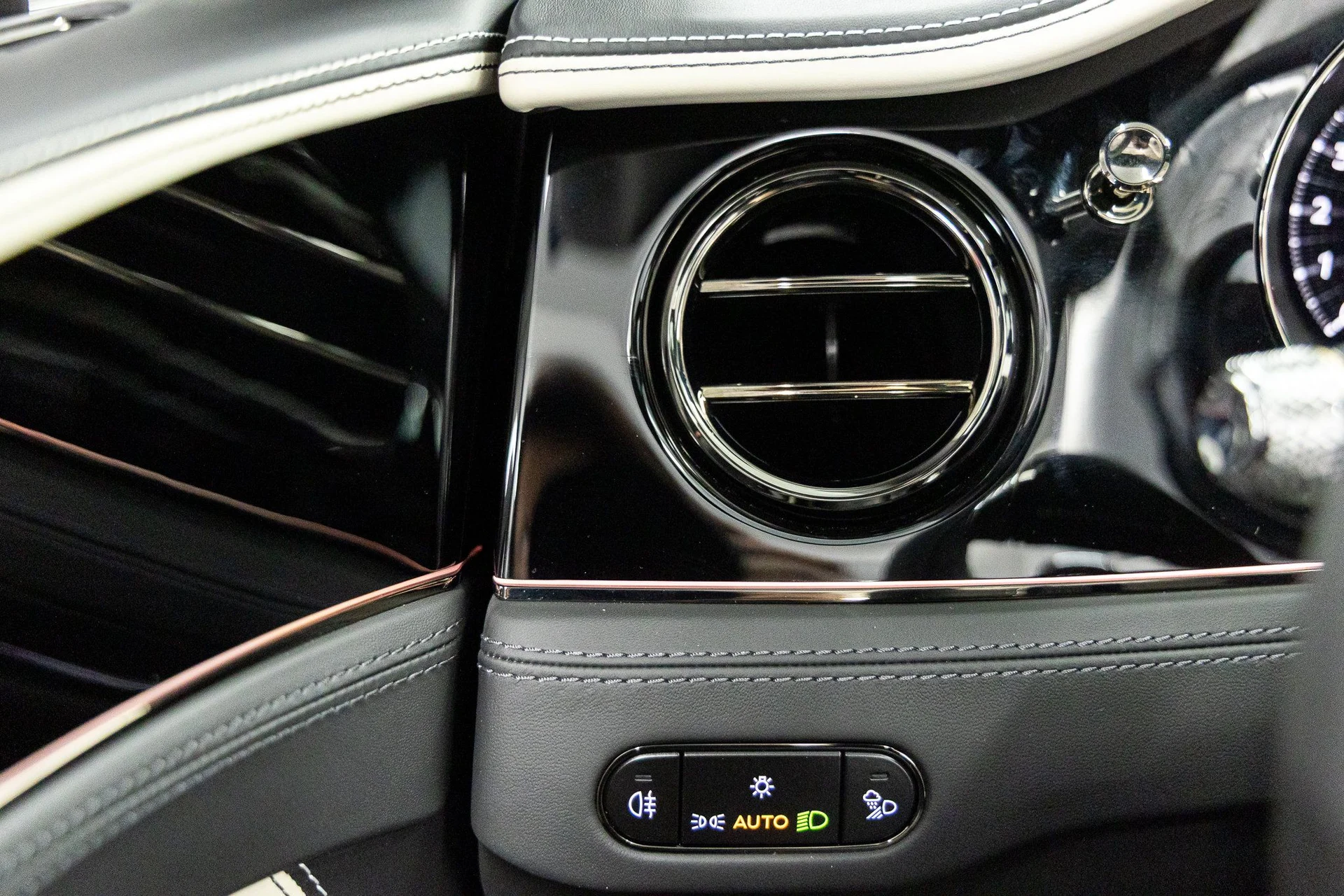 mph029_3014657601_93c506bd7dd59abcde4f0f8745e9f6bex_d8070b3aa5