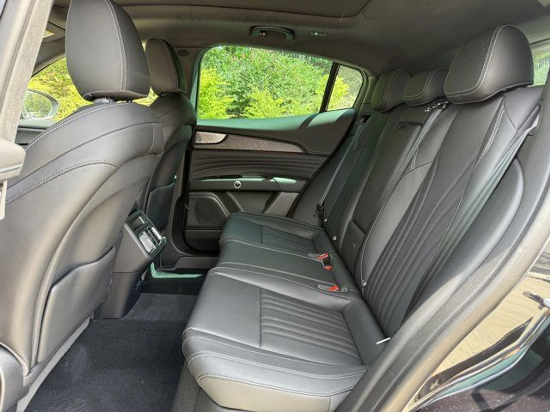 mph029_3040672870_27b2bf24ecb249c2a41802127a64fa18_c7c0304f6e