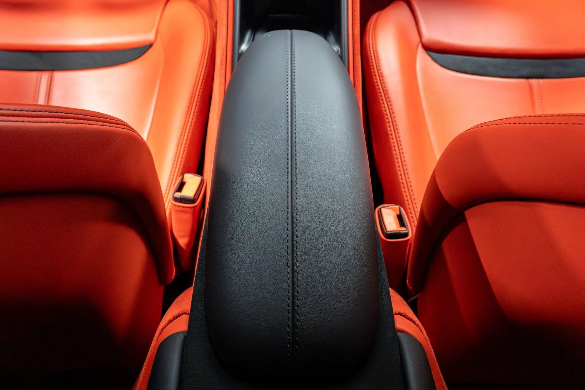 mph029_3043380872_Used_2022_Ferrari_Roma_1775684538_75a3521060