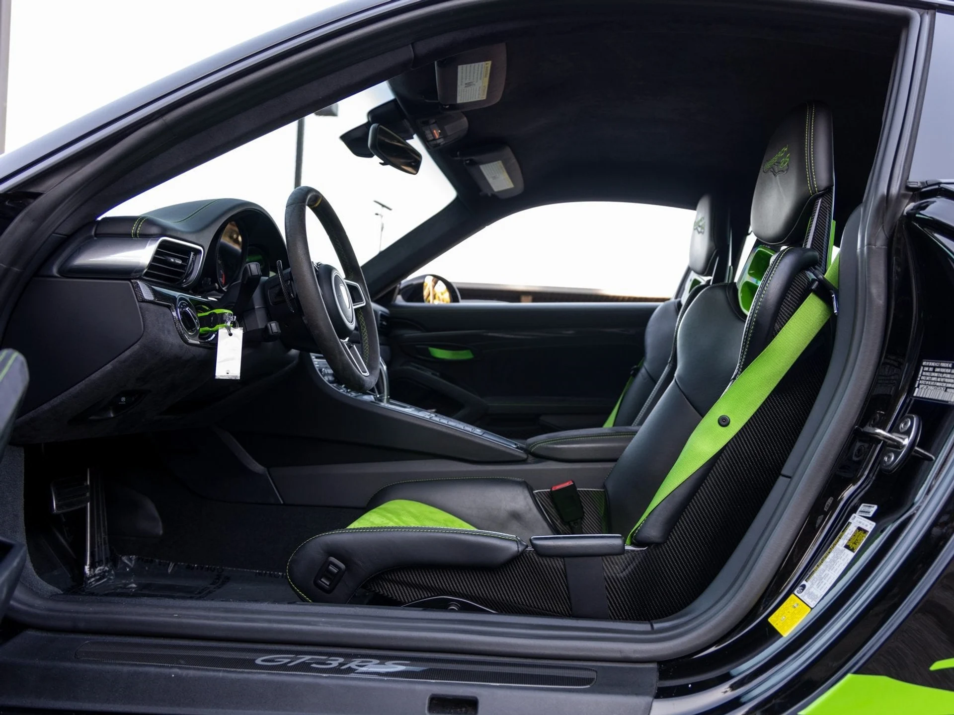 mph029_3052387558_30_5dffad653b