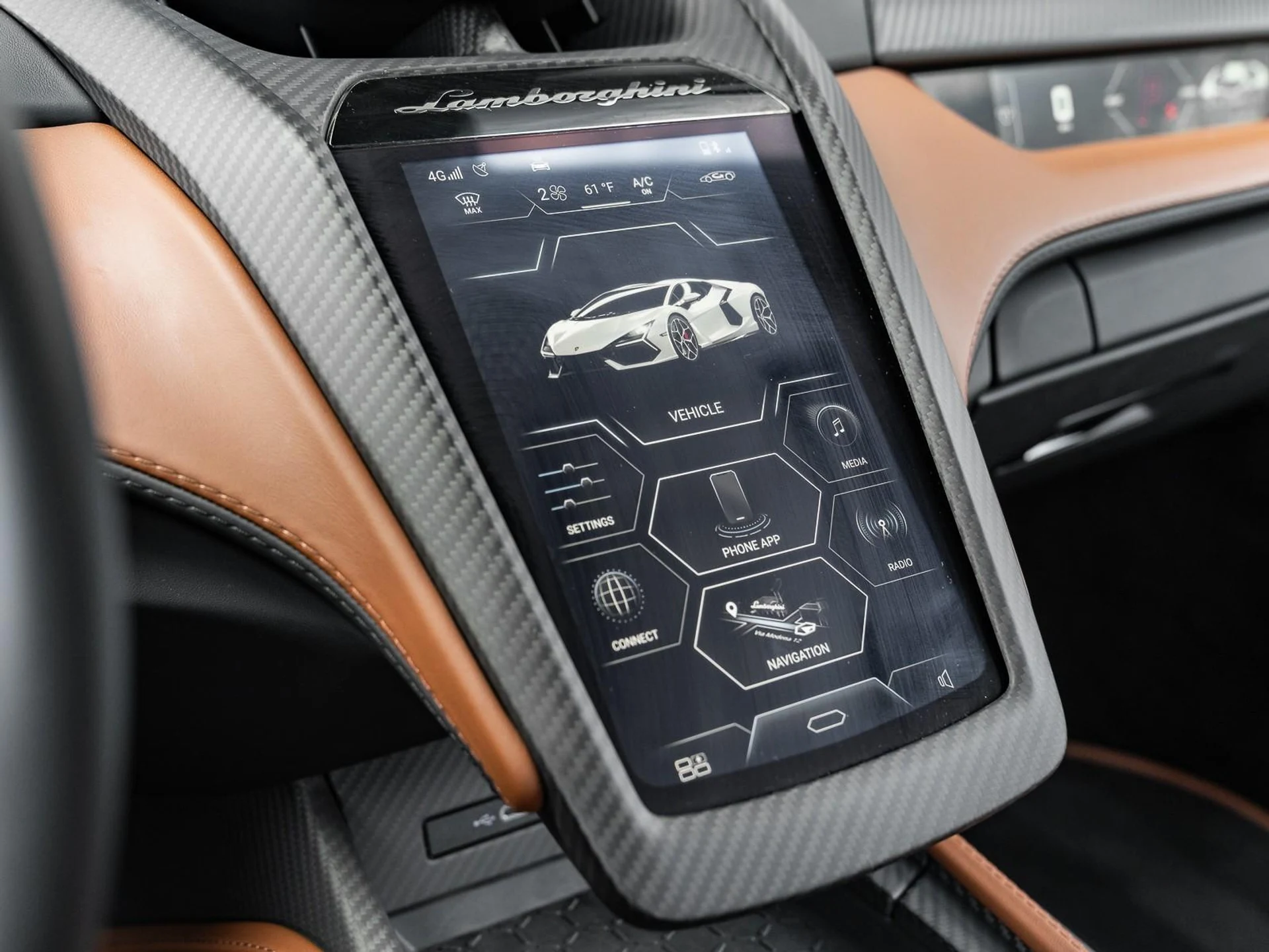 mph029_3057287458_Used_2024_Lamborghini_Revuelto_1758910282_6b1a473743