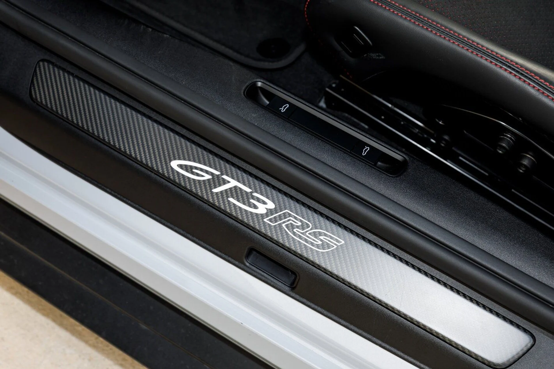 mph029_3067780189_5747501bd998db212adc74bdba31de0dx_415b312990