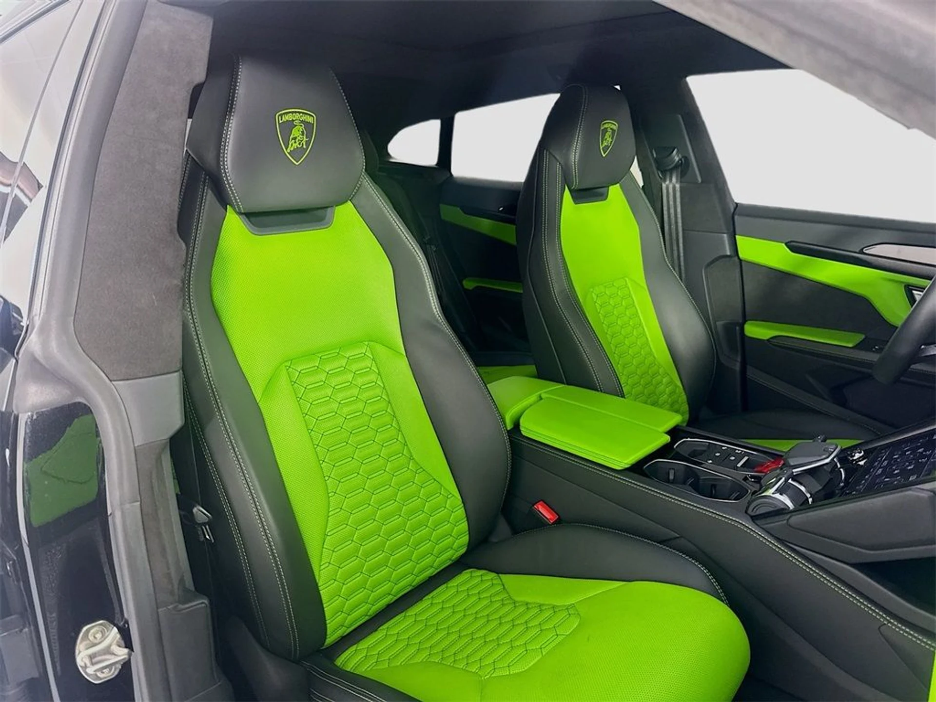 mph029_3074659685_29e48c7fdb0bedbd87a89d883440c155_f01a340d2e