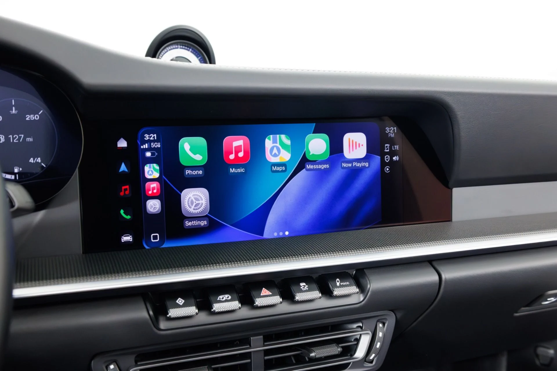 mph029_307515906_Used_2022_Porsche_911_Targa_4_S_1772835265_1bd05ce3e9