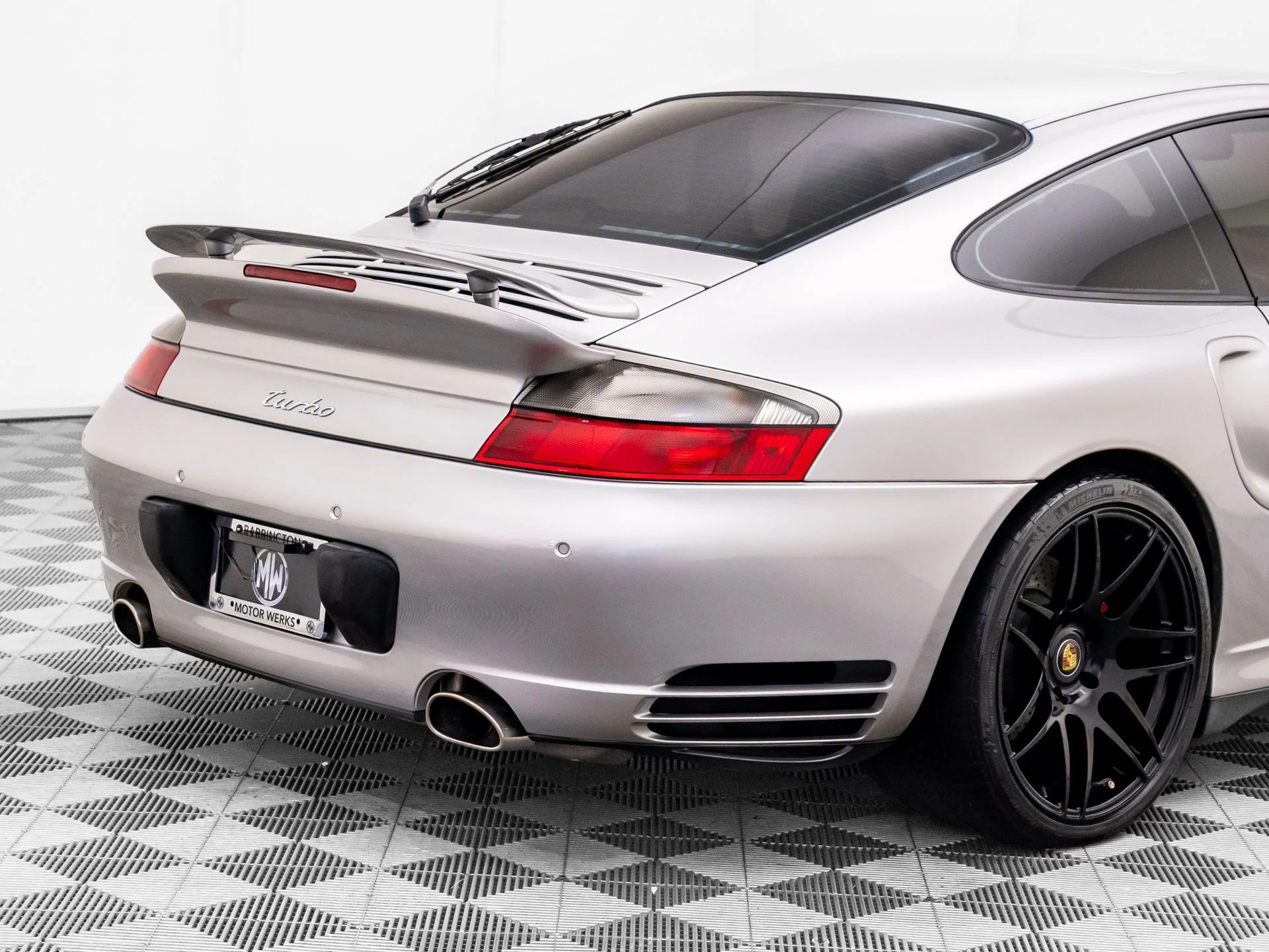 mph029_3080156715_04bd2cca121a47858e3674cccea661b7x_f223aa2742