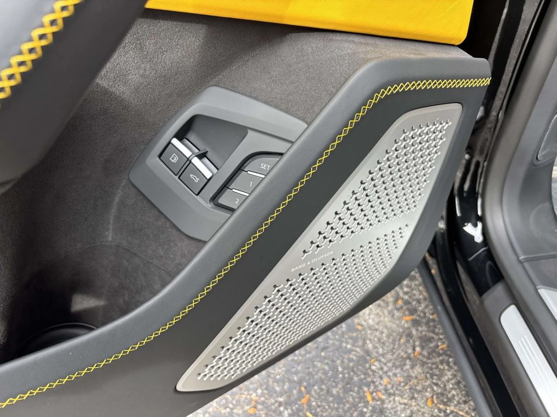 mph029_3085398475_ad6920febb90cf130a464f36637bd76fx_537911a3d2