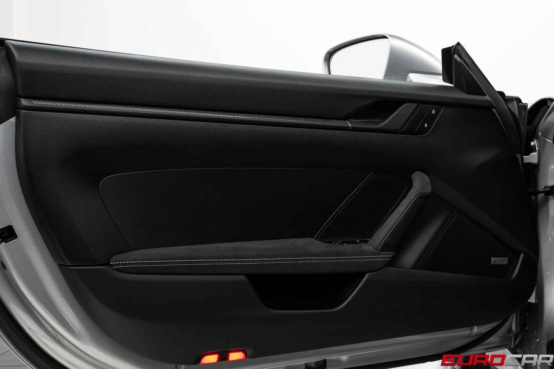 mph029_3090126379_image_30_7bf65b9127