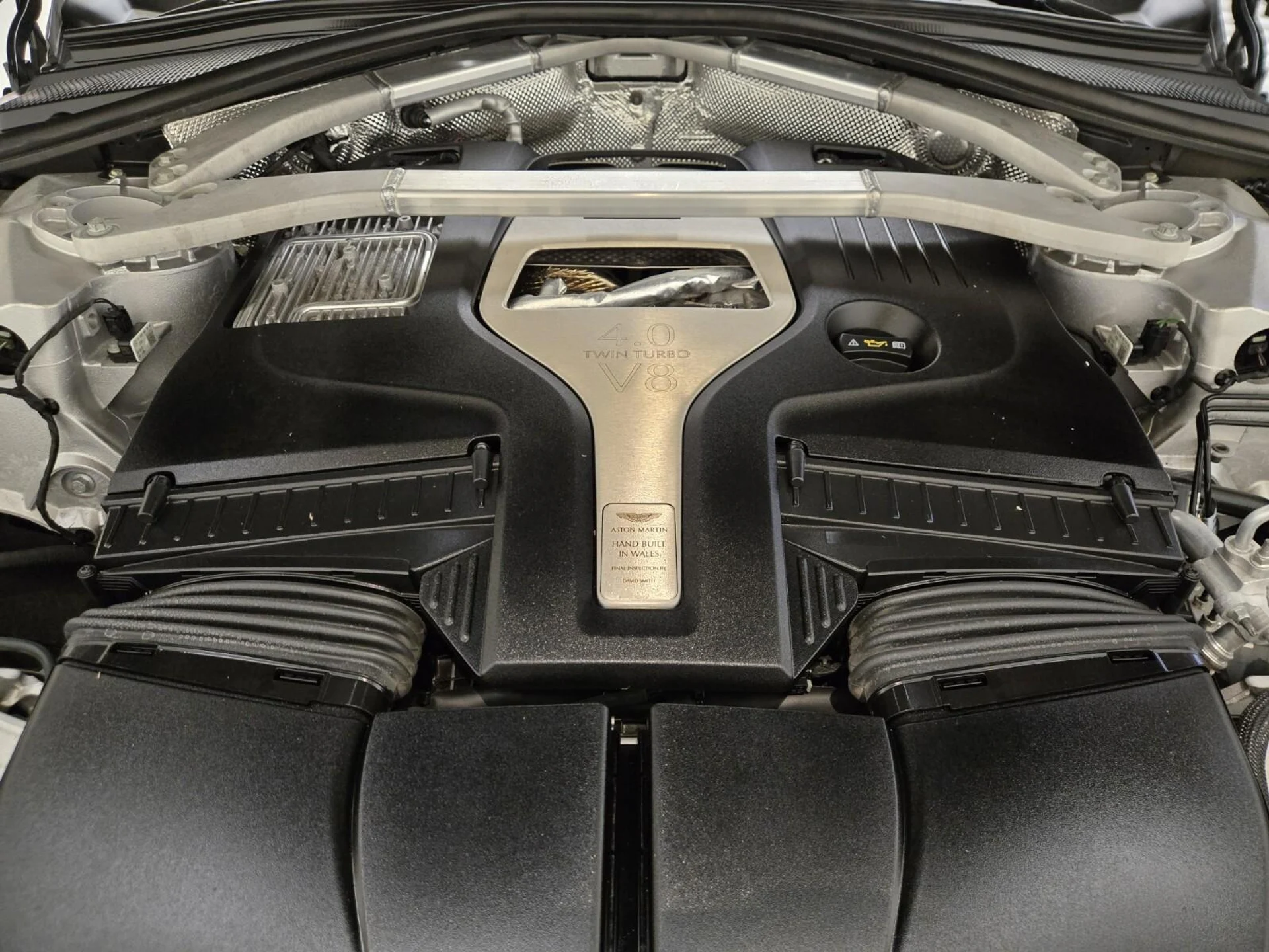 mph029_3092911538_Used_2021_Aston_Martin_DBX_1753164240_97dbb52071
