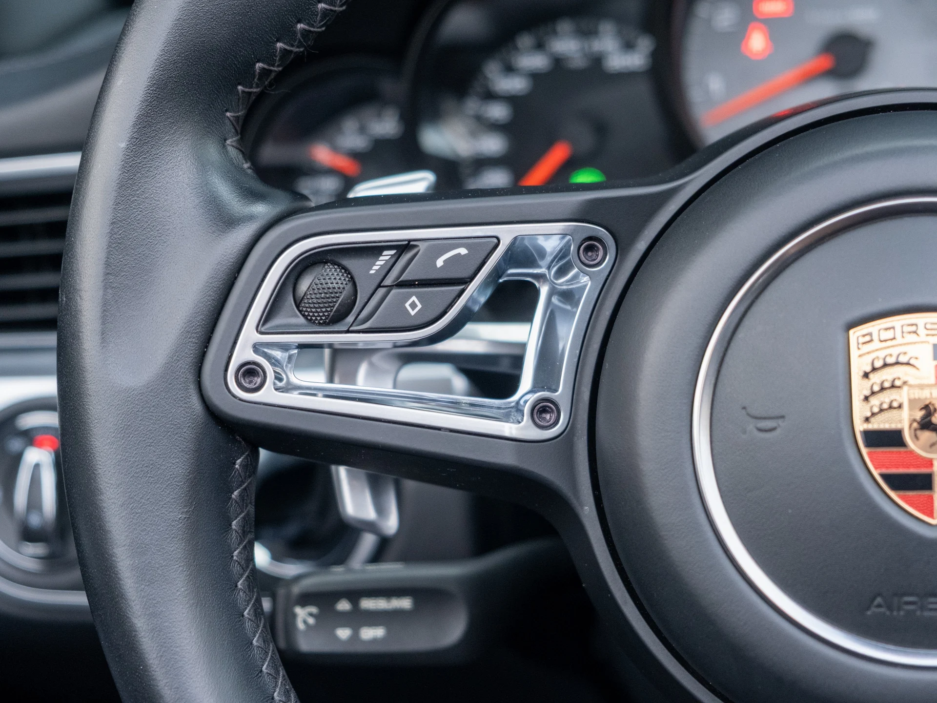 mph029_310139308_30_b59af9ad89