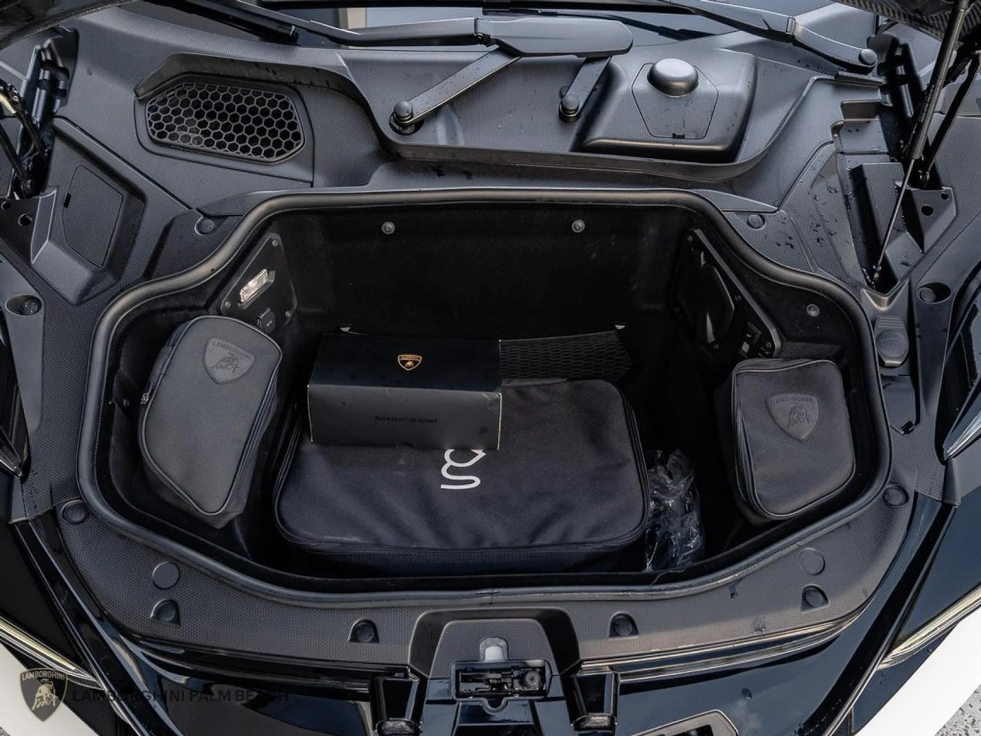 mph029_3105813434_76928af00b7d71e0227414c8f03de248_2e3aae7bdf