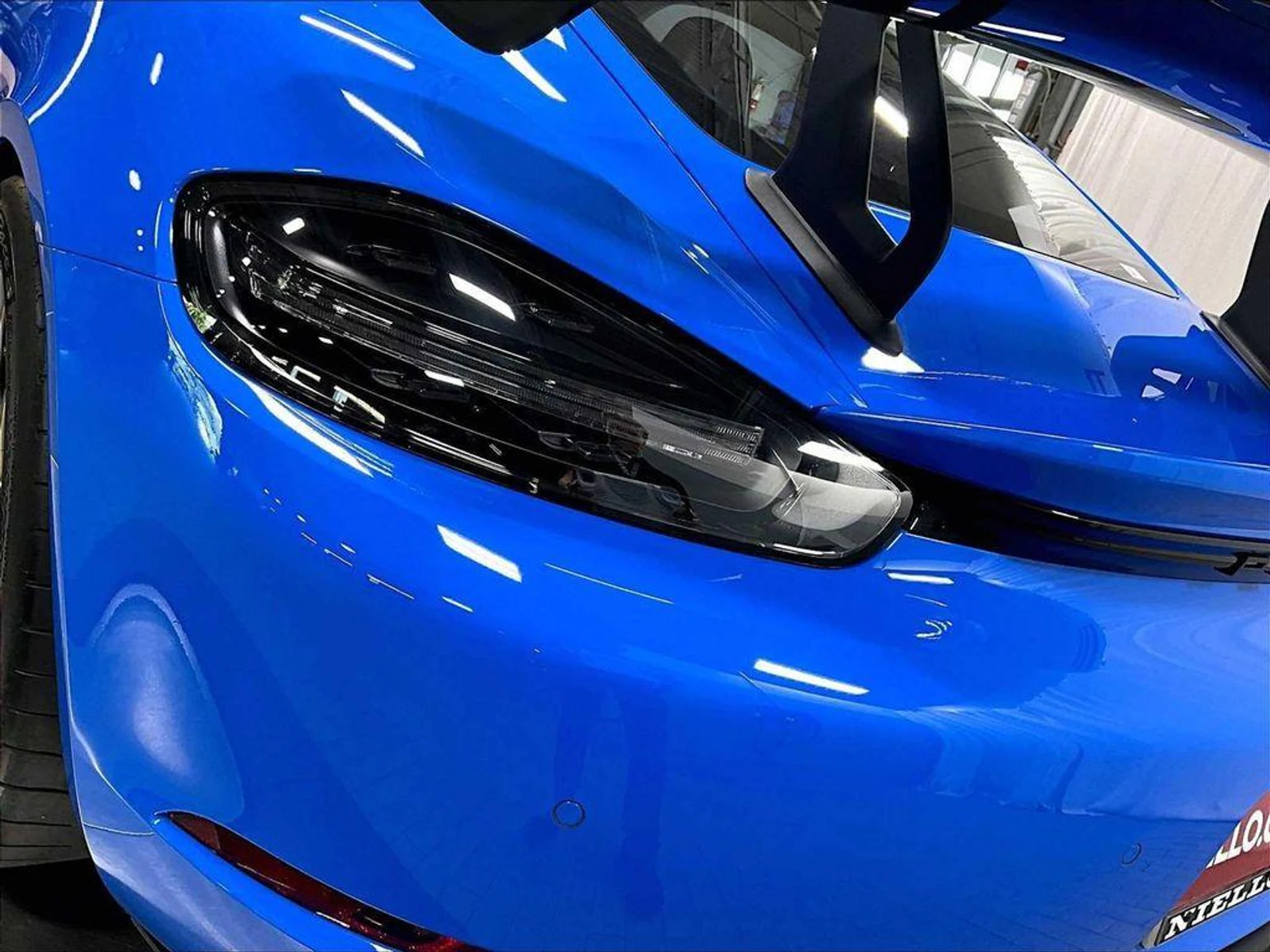 mph029_3114595242_ek_R5862o_M4_QR_9_F_El_Okr_Dzuxc_SME_45e05302a3