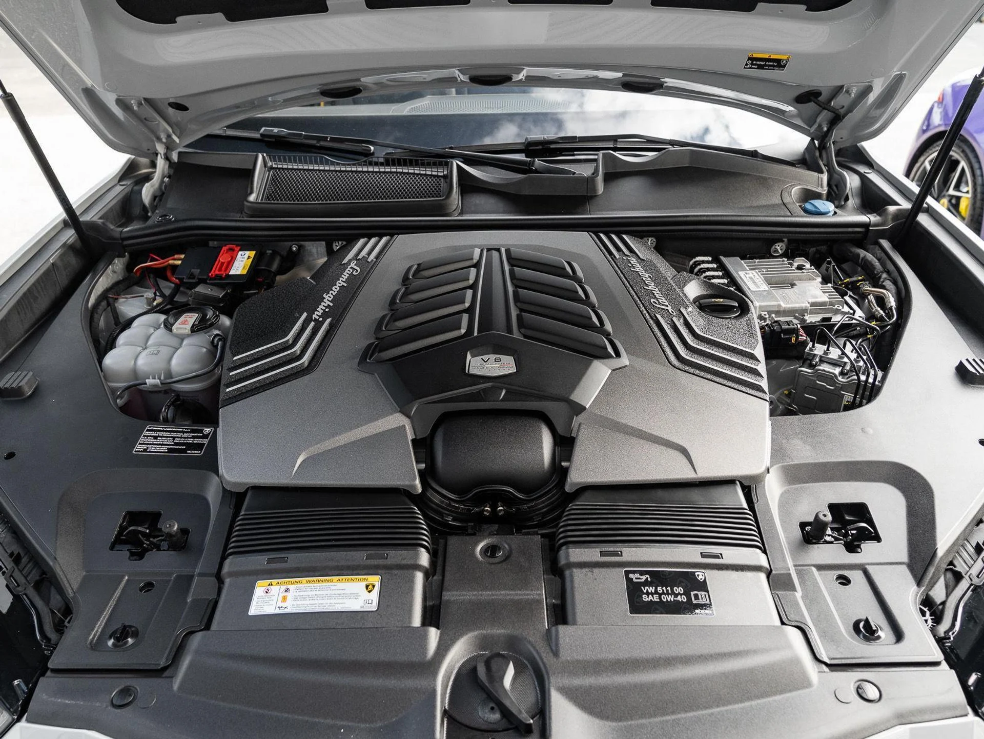 mph029_3118156001_Used_2022_Lamborghini_Urus_AWD_1777086177_e297904903