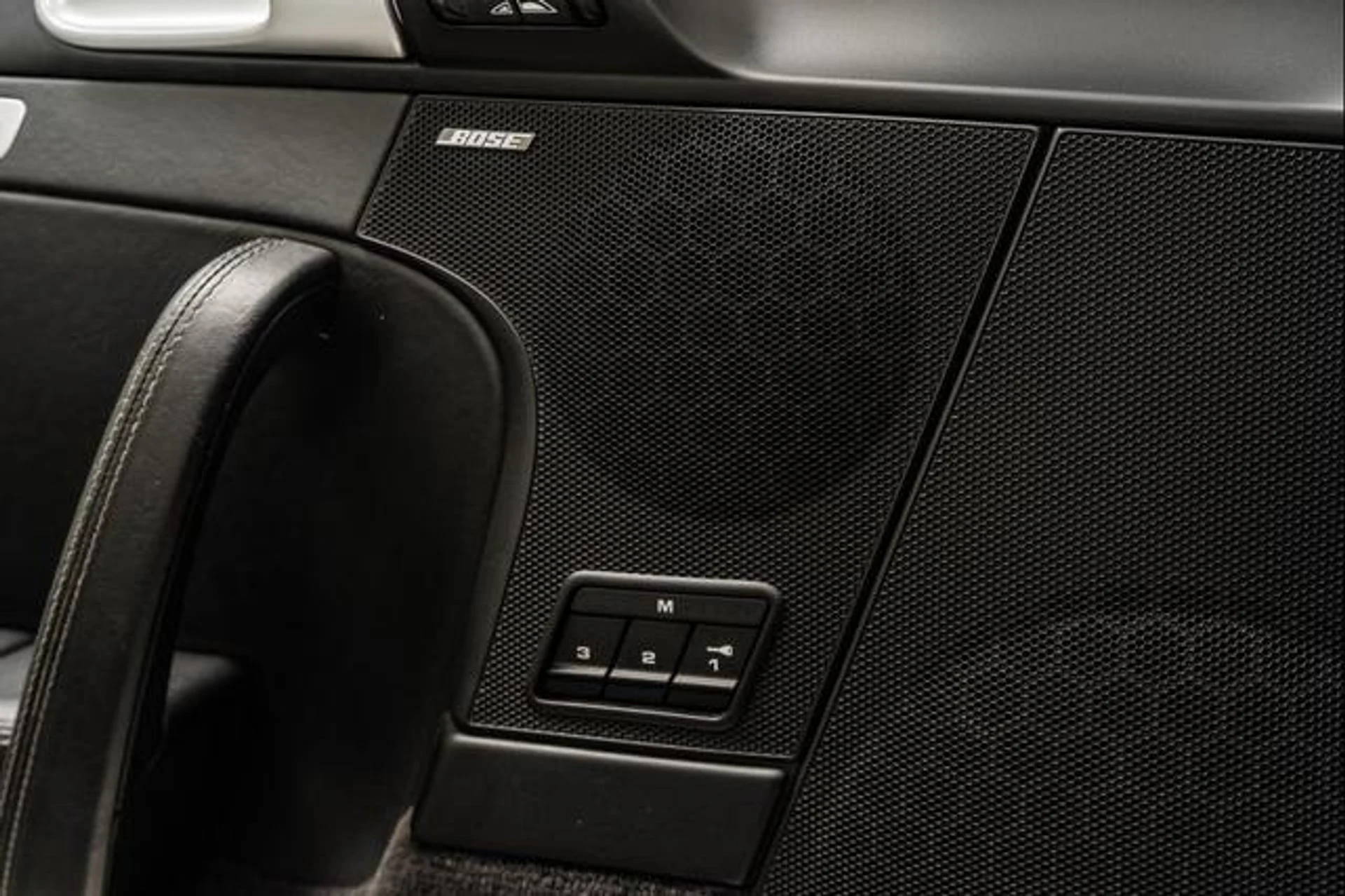 mph029_3126603550_9_Q8_R6_U_Pa_HWY_XK_8_VX_Nqk_Sawb_Dpk_9421831866