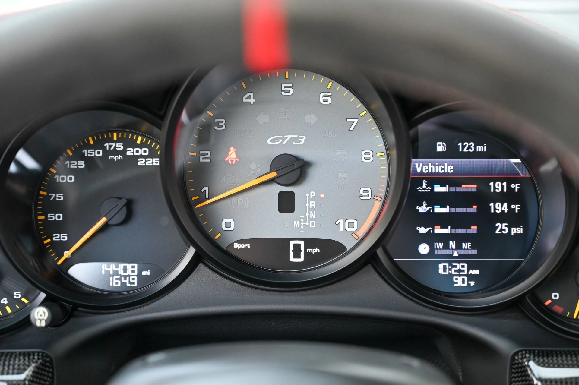 mph029_3129759326_Used_2018_Porsche_911_GT_3_1748535781_61b5b725f6