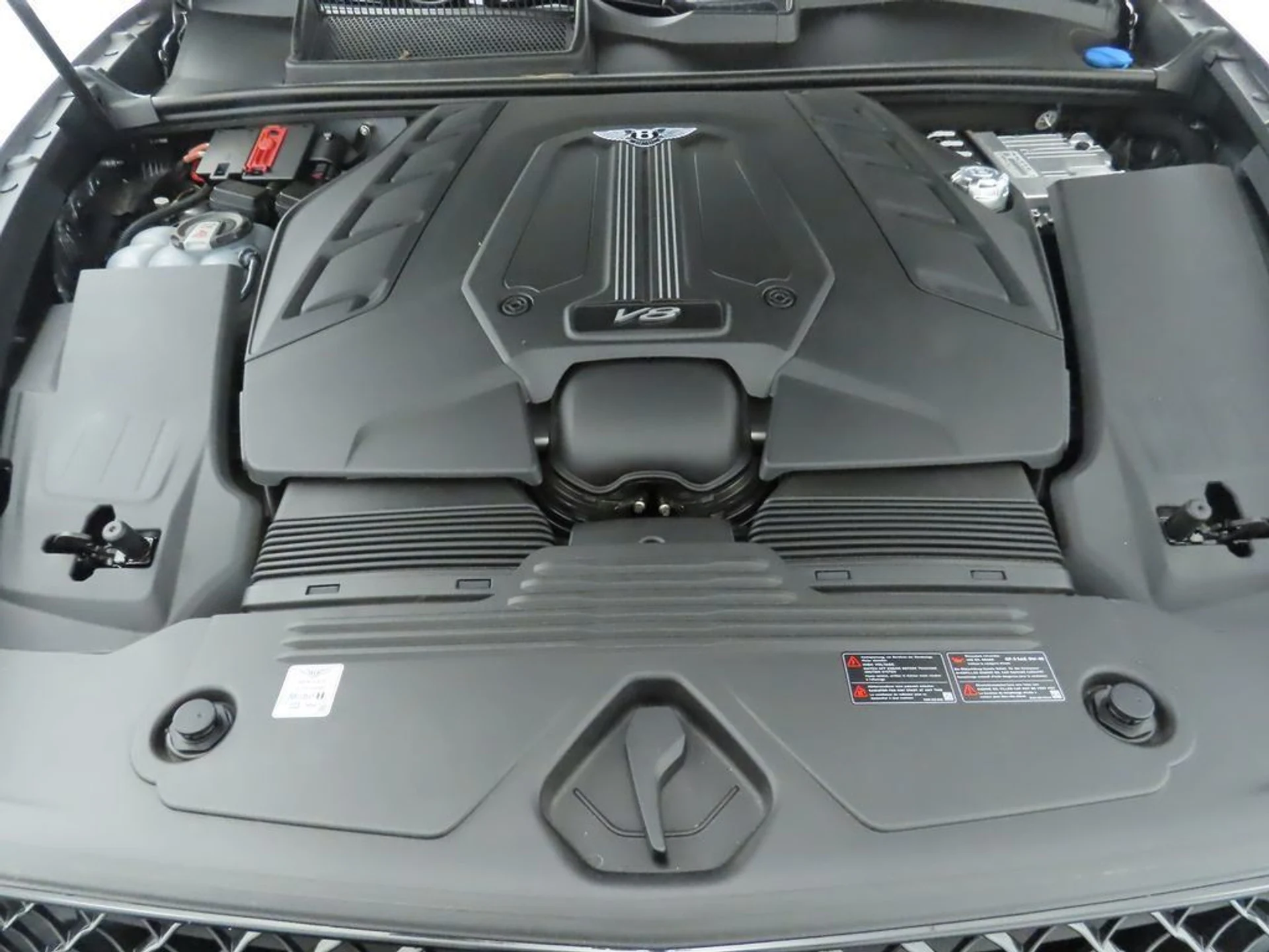 mph029_3133953412_used_2024_bentley_bentayga_v8awd_8119_22892488_30_1024_0a764d8f12