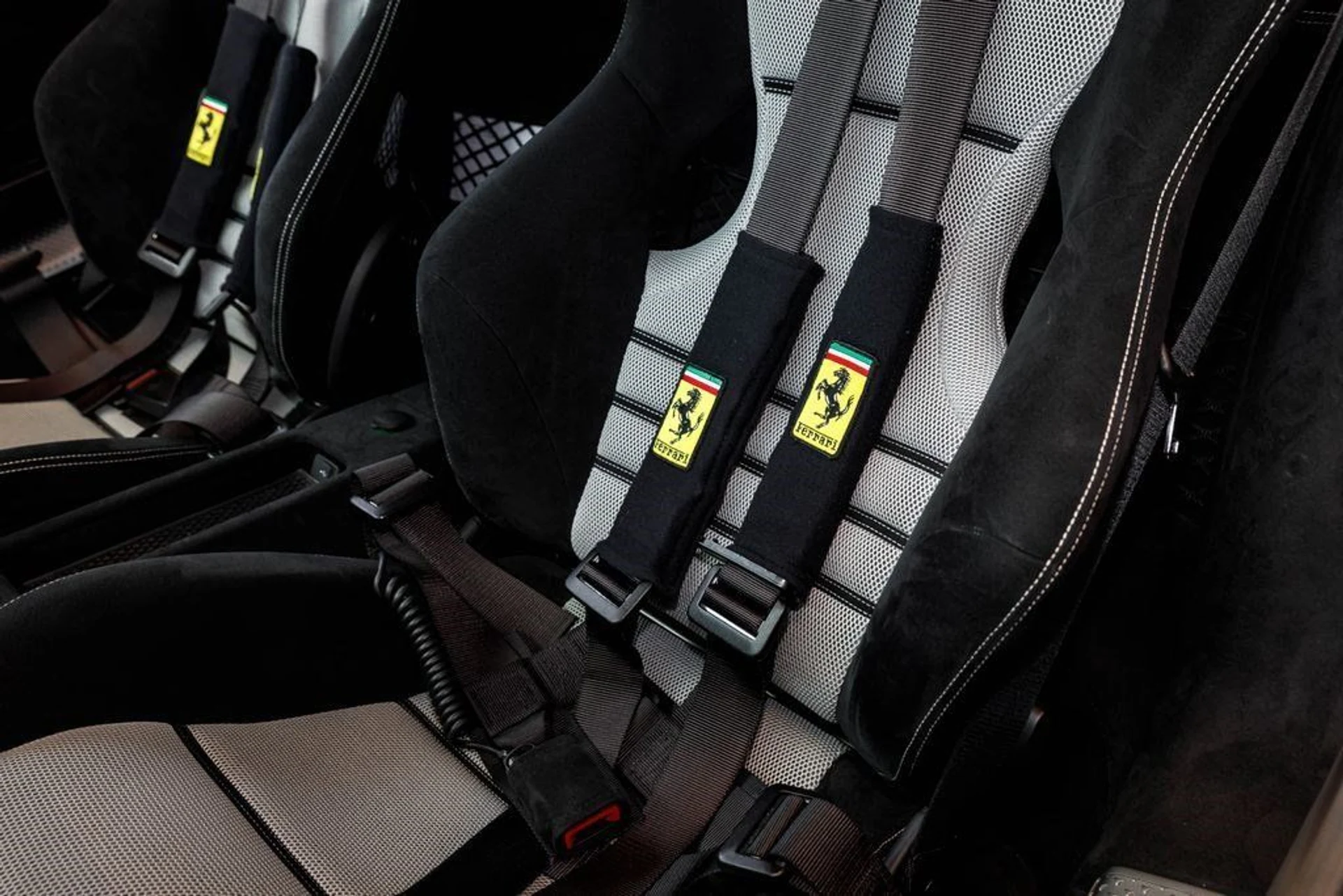 mph029_3136443869_0e7279e0a3675475ba282a34e9d6cf63_964aec1e45