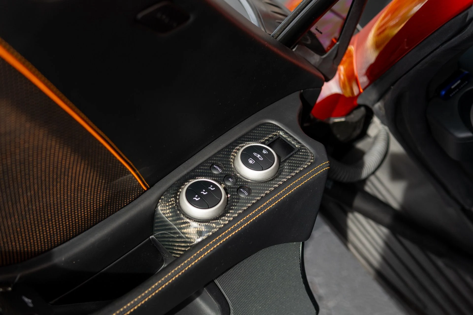 mph029_3150354174_Used_2013_Mc_Laren_MP_4_12_C_1766434250_bbeda6b836