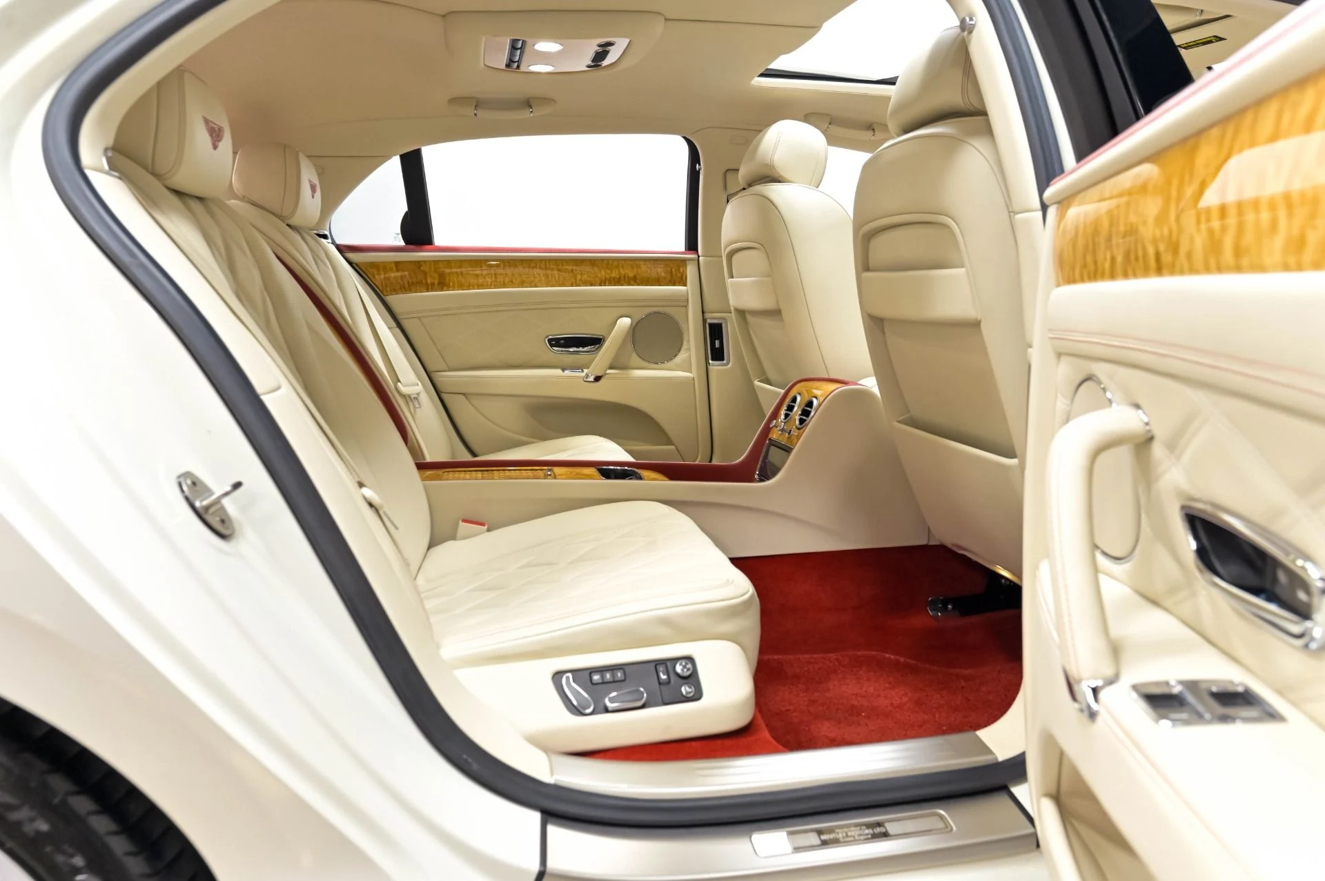 mph029_3157026339_Used_2016_Bentley_Flying_Spur_W12_1779838751_3390db3843