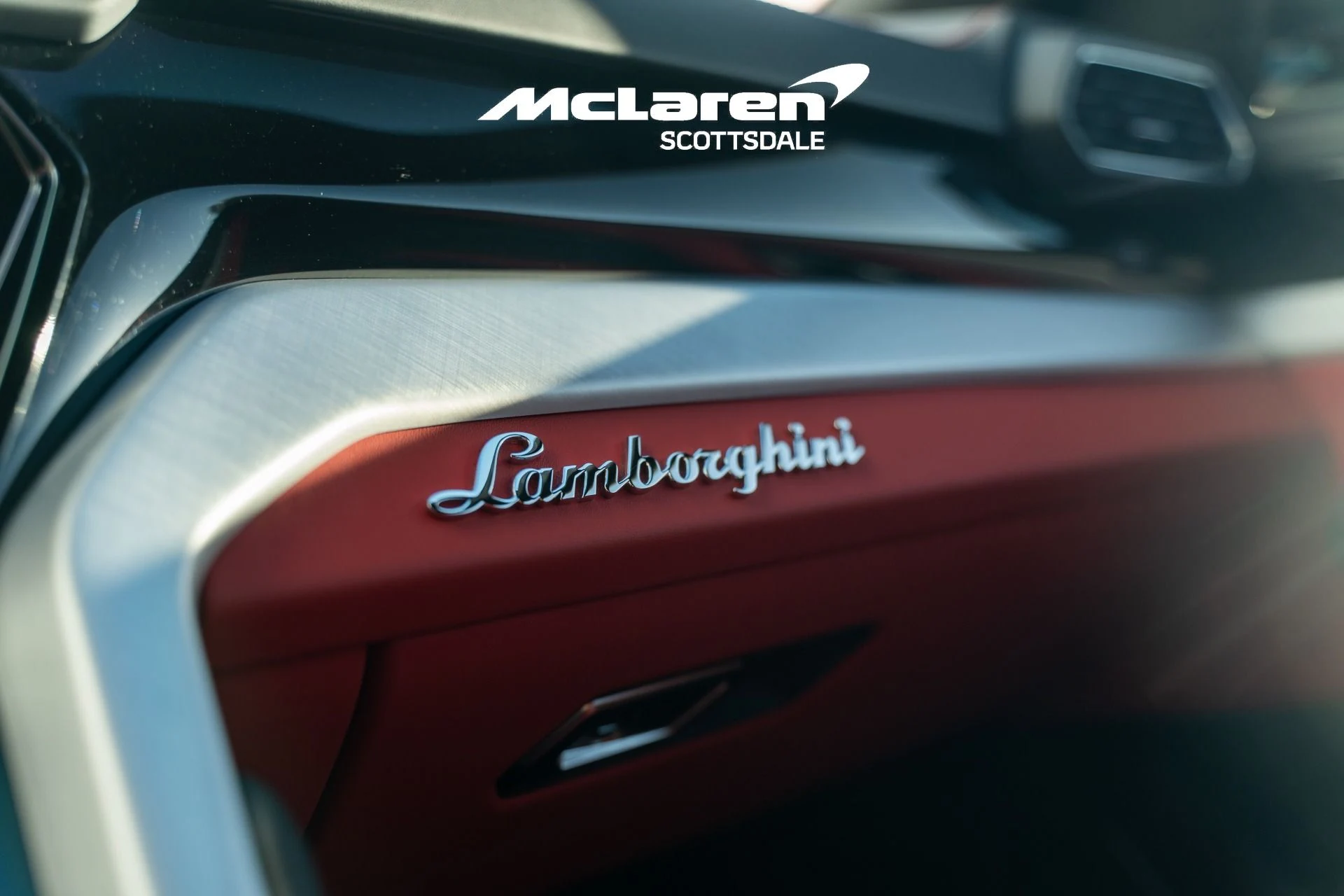 mph029_3157330457_Used_2021_LAMBORGHINI_URUS_1765671268_538678624b