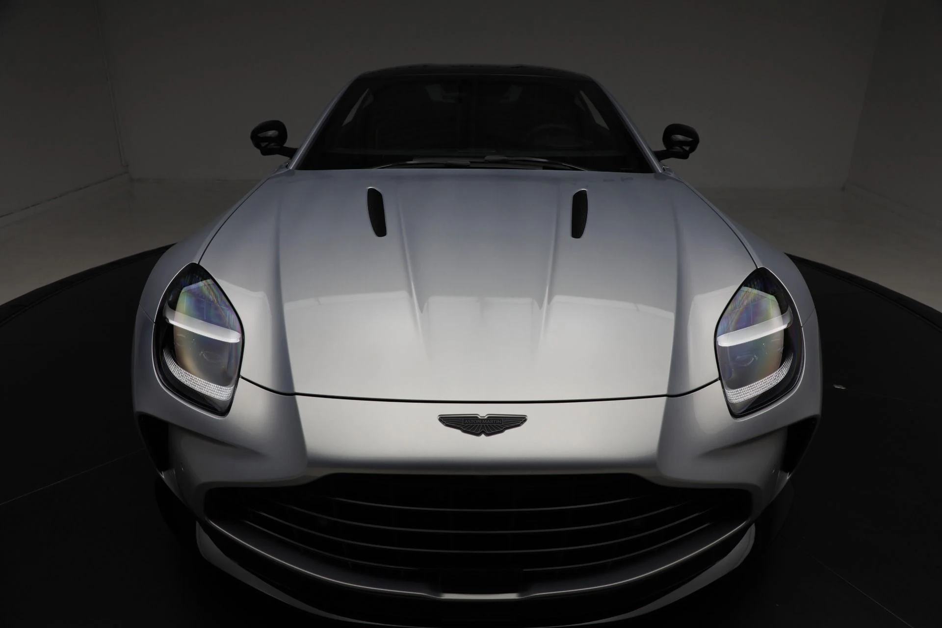 mph029_3157386204_New_2026_Aston_Martin_Vantage_752e628f3e
