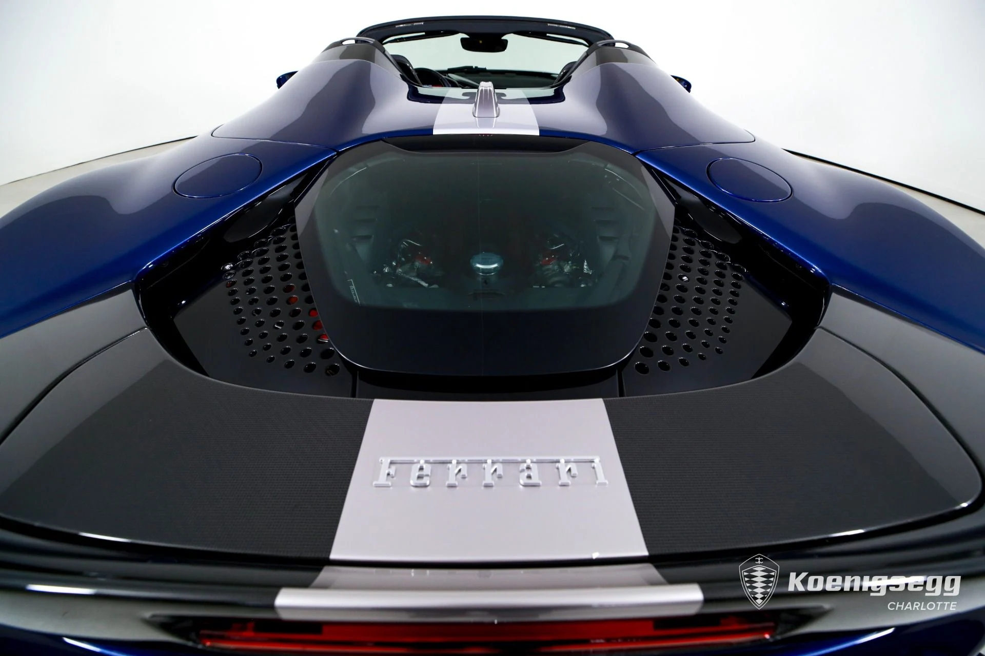 mph029_3158708441_Used_2022_Ferrari_SF_90_Spider_1775660040_dc07605f6b