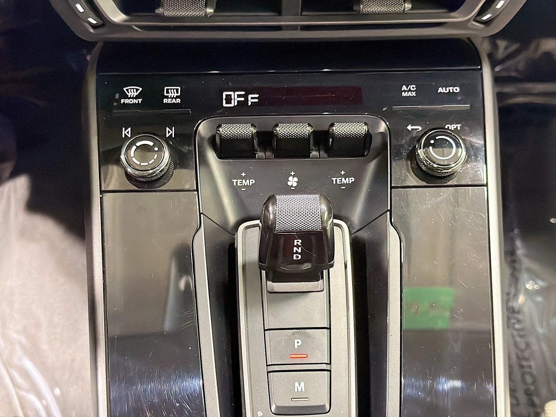 mph029_3172443909_50e4a03e01b95059951156d5c77ad712_07a936fcbc