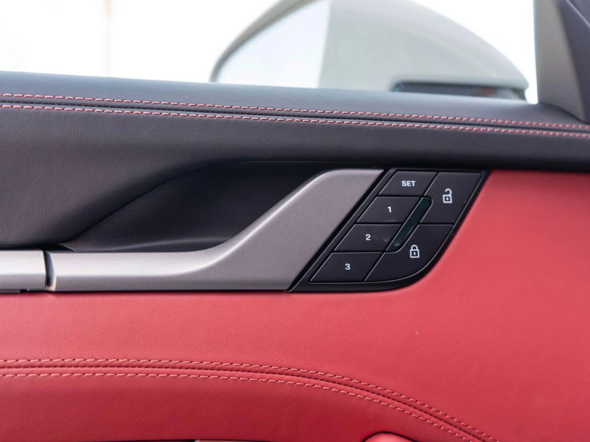 mph029_3172611663_Hb_Omq_Ka_Pfg0ye_Anjx9a_ZG_3_y_N54_8fc7742c86