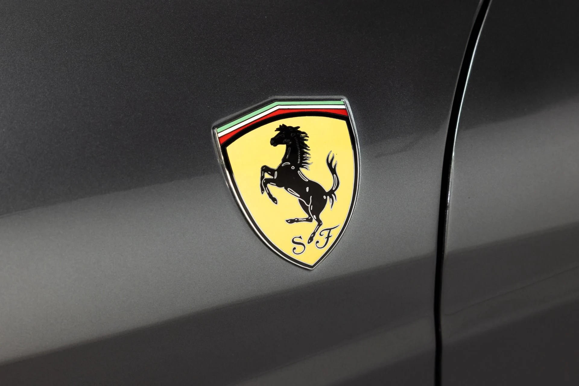 mph029_3173943133_Used_2005_Ferrari_F430_F1_Spider_1789063309_21a3c9d2dc