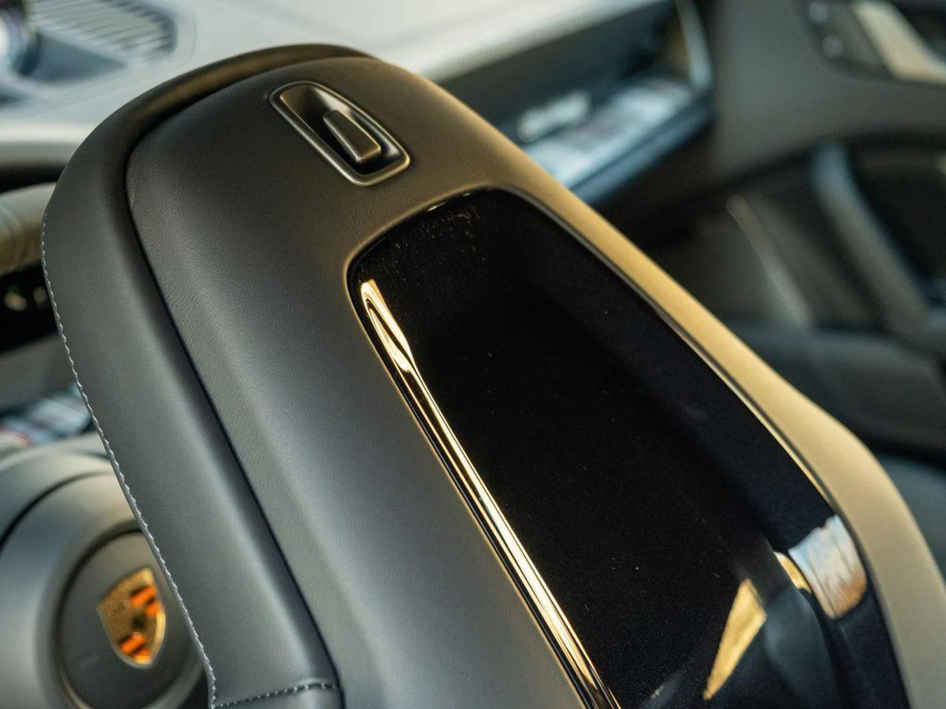 mph029_3179429573_WS_Gcosqmu_IN_Nl5dp_EIDX_6_Z0_G_Nao_db01d11a6e