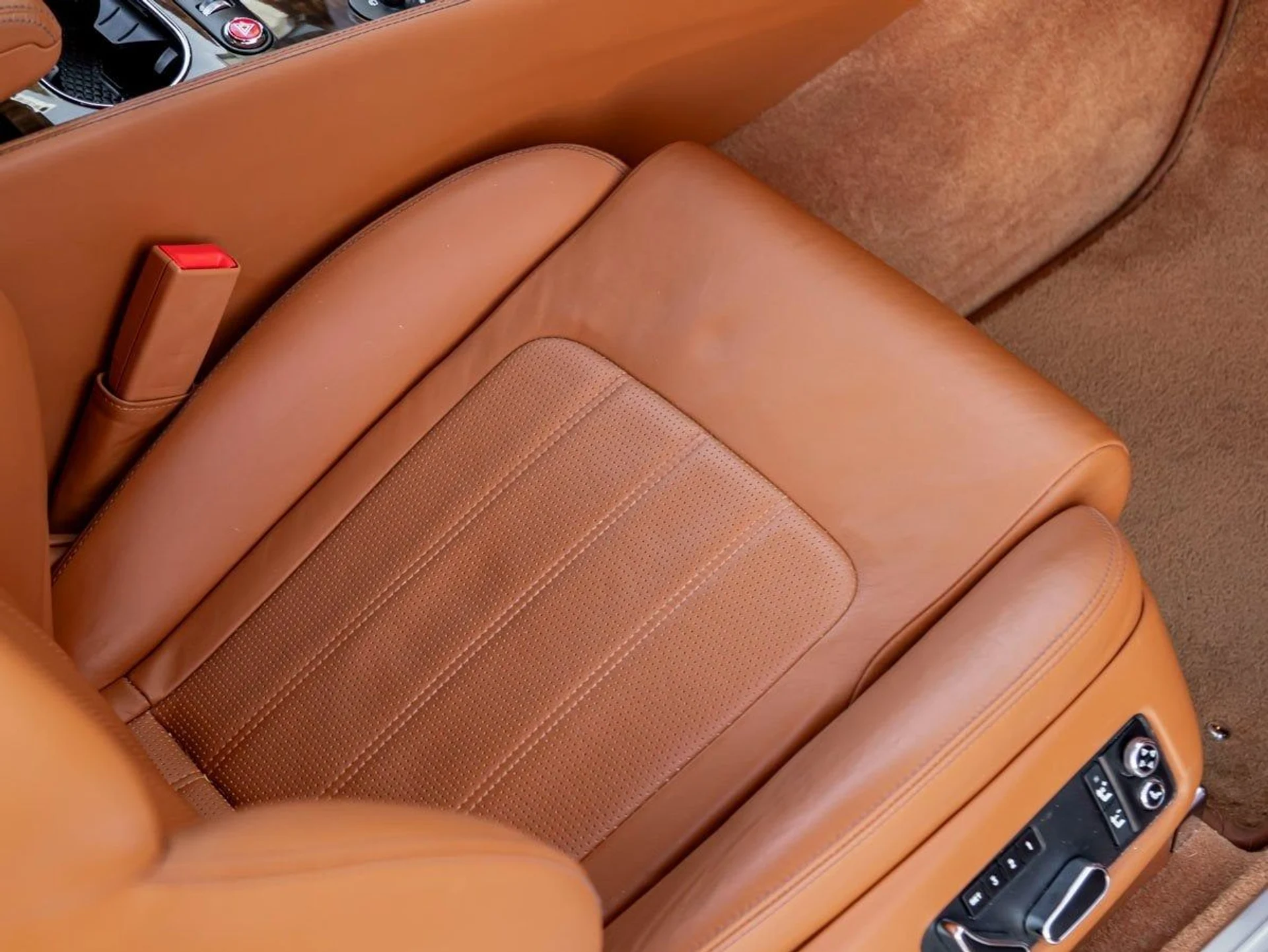 mph029_3183509792_30_fcf42950da