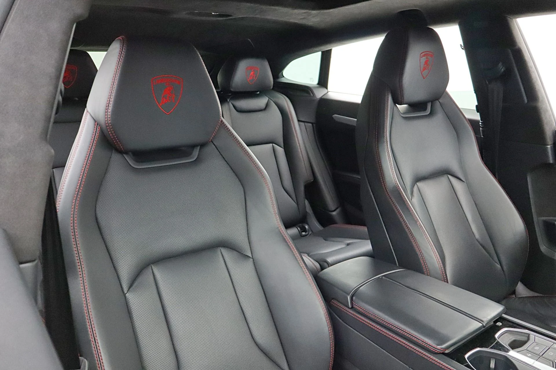 mph029_3193158902_Used_2020_Lamborghini_Urus_5f6389a5d0