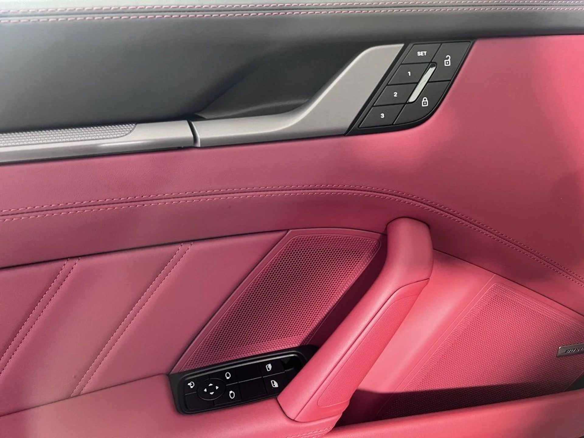 mph029_3198764132_62ebdf710bc73adfb71e4a93ca10c217_a22b99d9fc