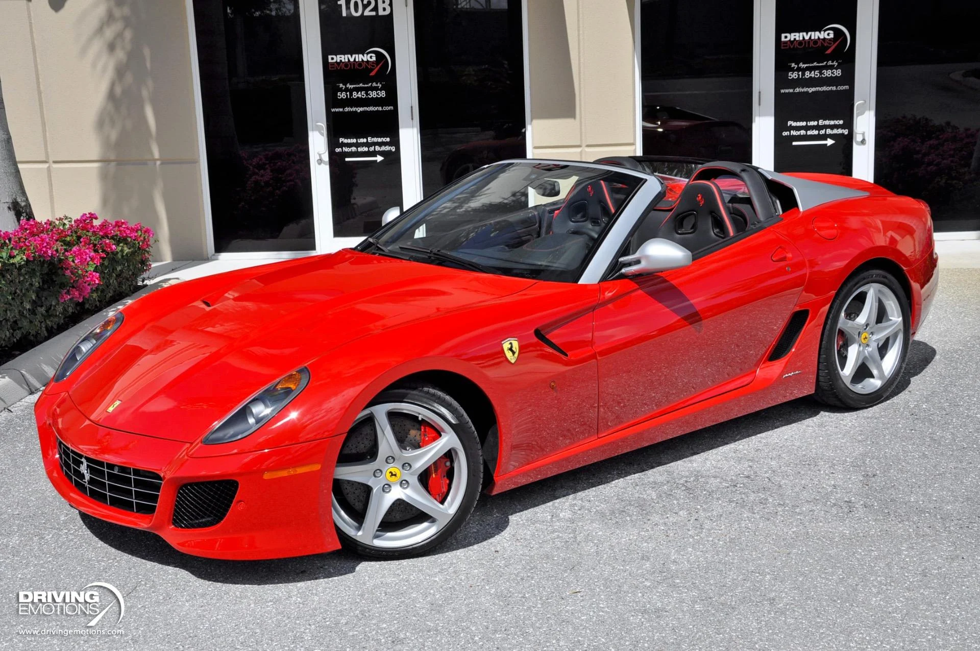 mph029_3204501898_438_p30_l_65e60bc8a7